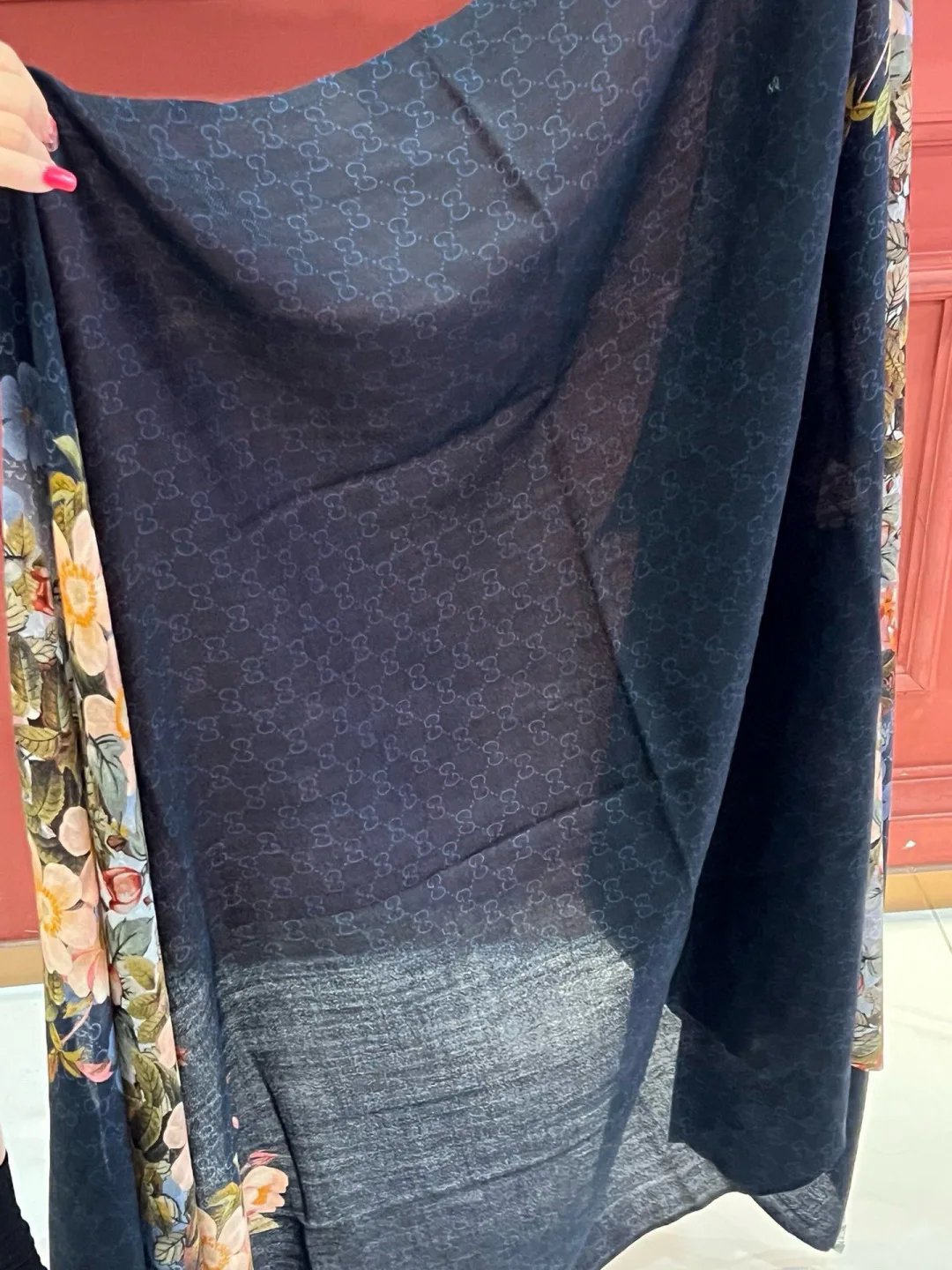 Шарфы Gucci 463795