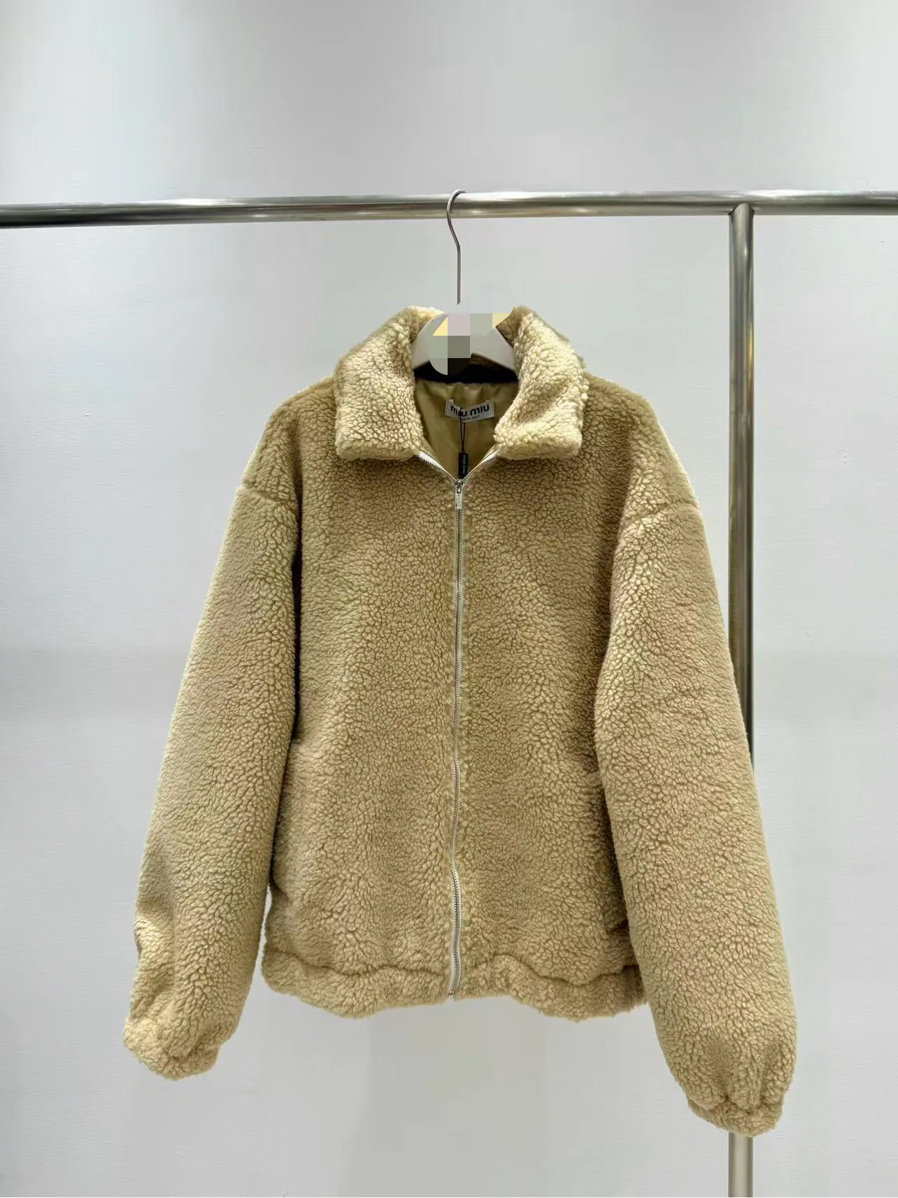 Куртки И Пуховики Женские Miu Miu 19494838