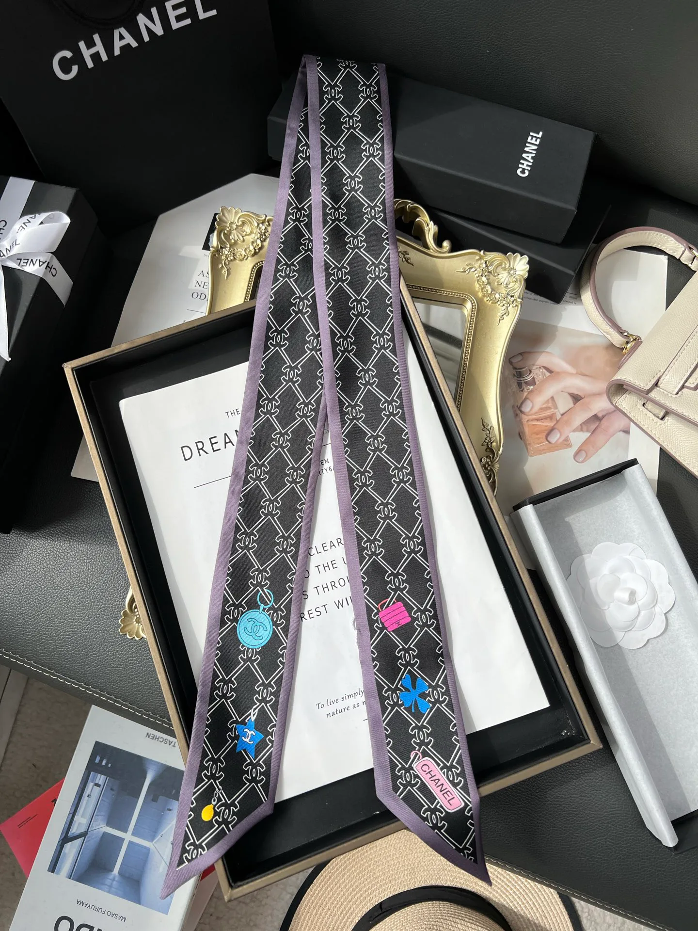 Платки Chanel 18675548