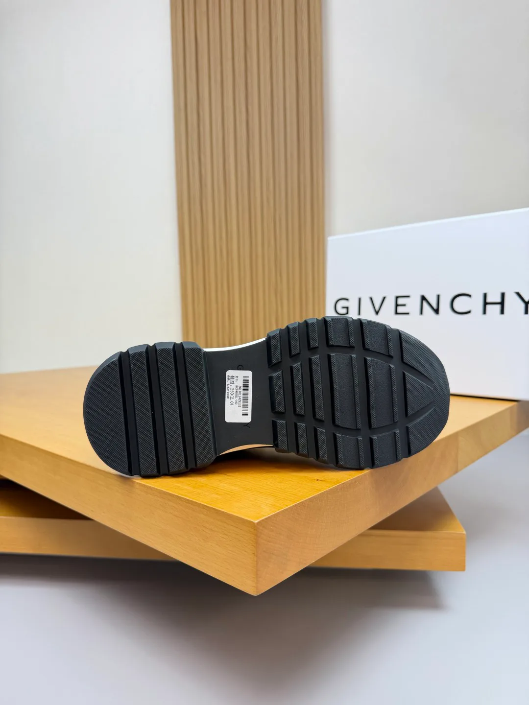 Кроссовки Мужские Givenchy 498026