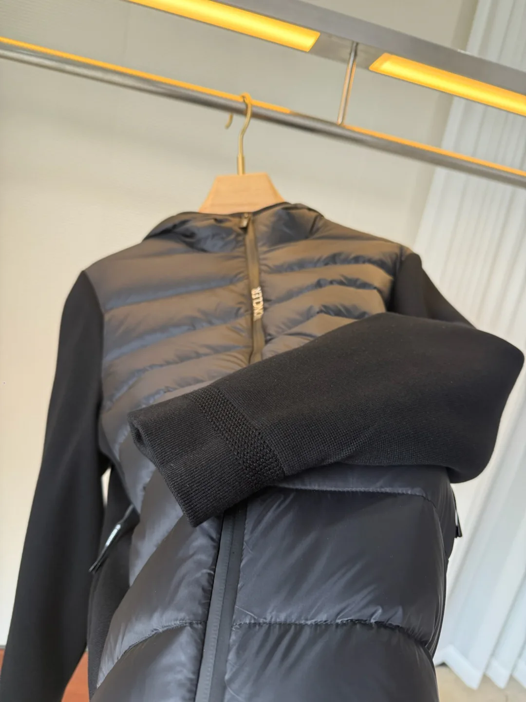 Куртки И Пуховики Женские Moncler 791633