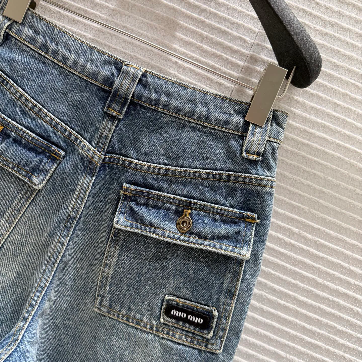 Шорты Женские Miu Miu 11400164