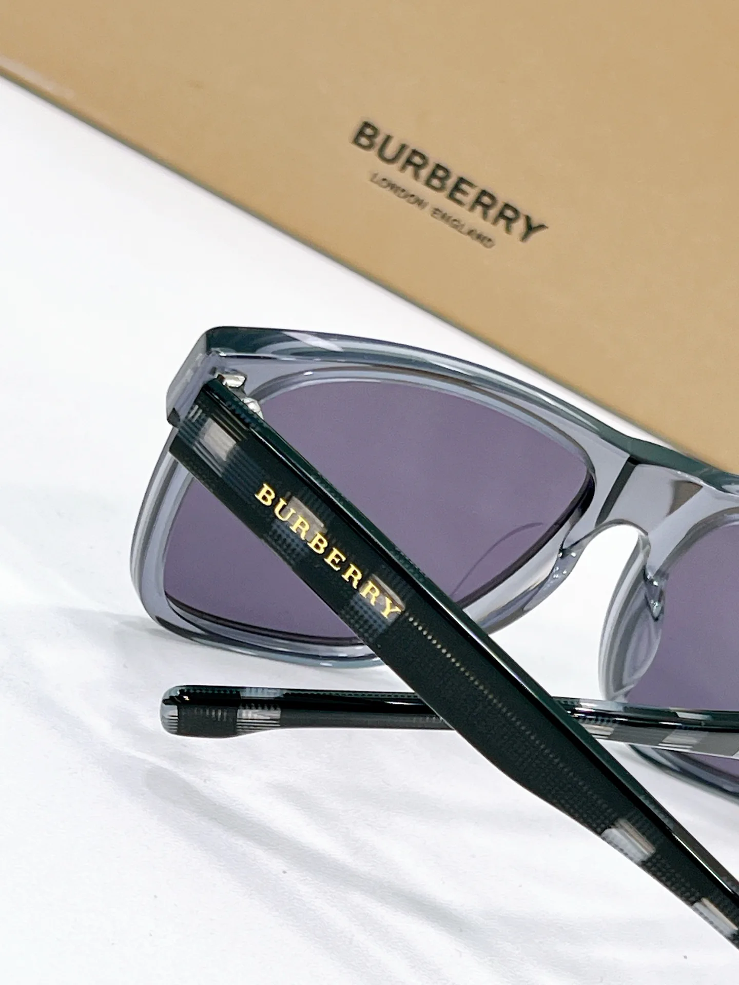 Очки Burberry 13098074