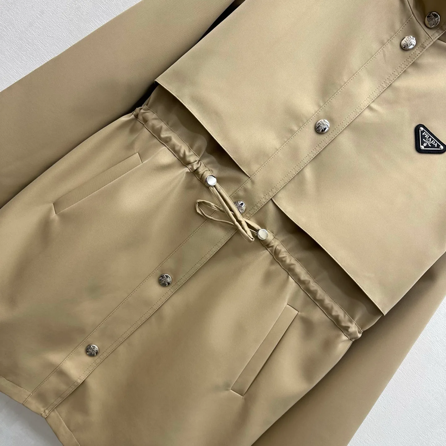 Куртки И Пуховики Женские Prada 18432100