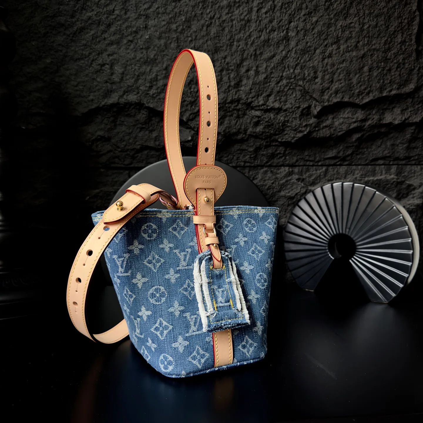 Классические Сумки Женские Louis Vuitton 17498631