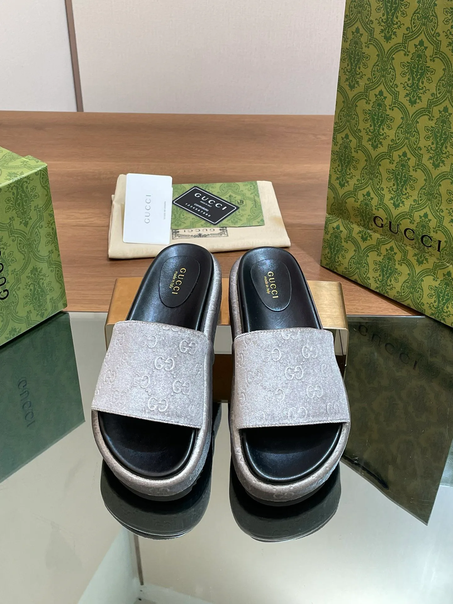 Шлепанцы Женские Gucci 10905