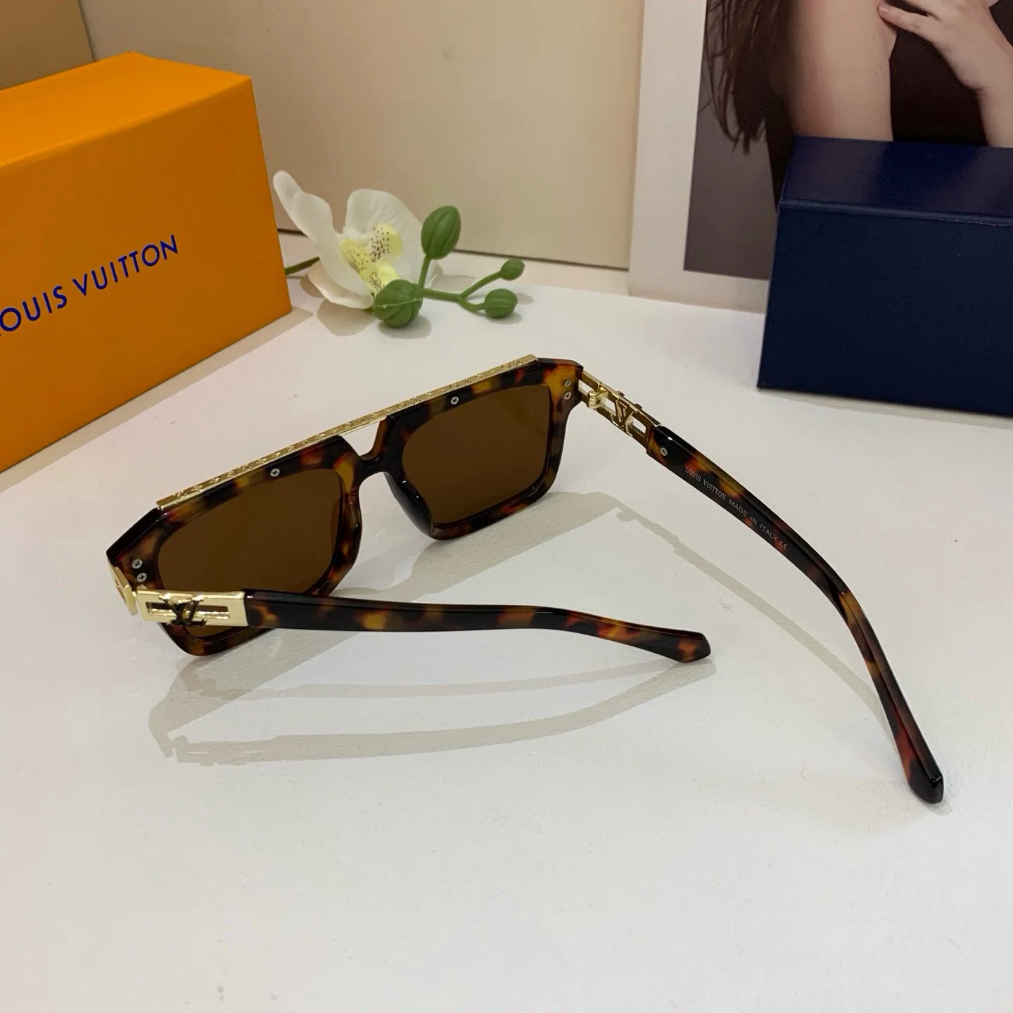 Очки Louis Vuitton 13135752