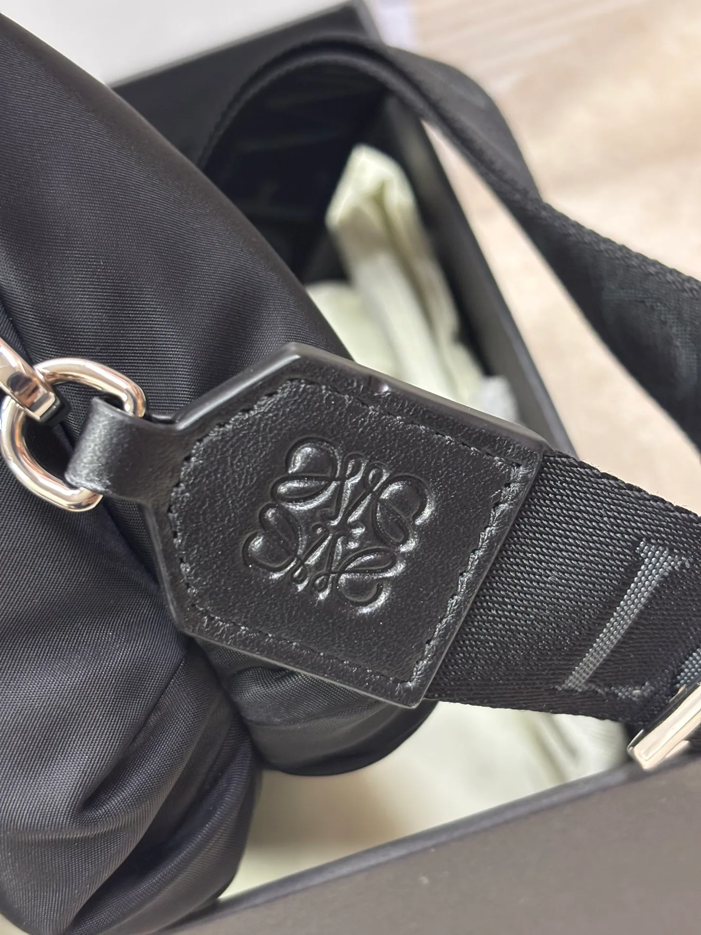 Сумки На Ремне Женские Loewe 294825