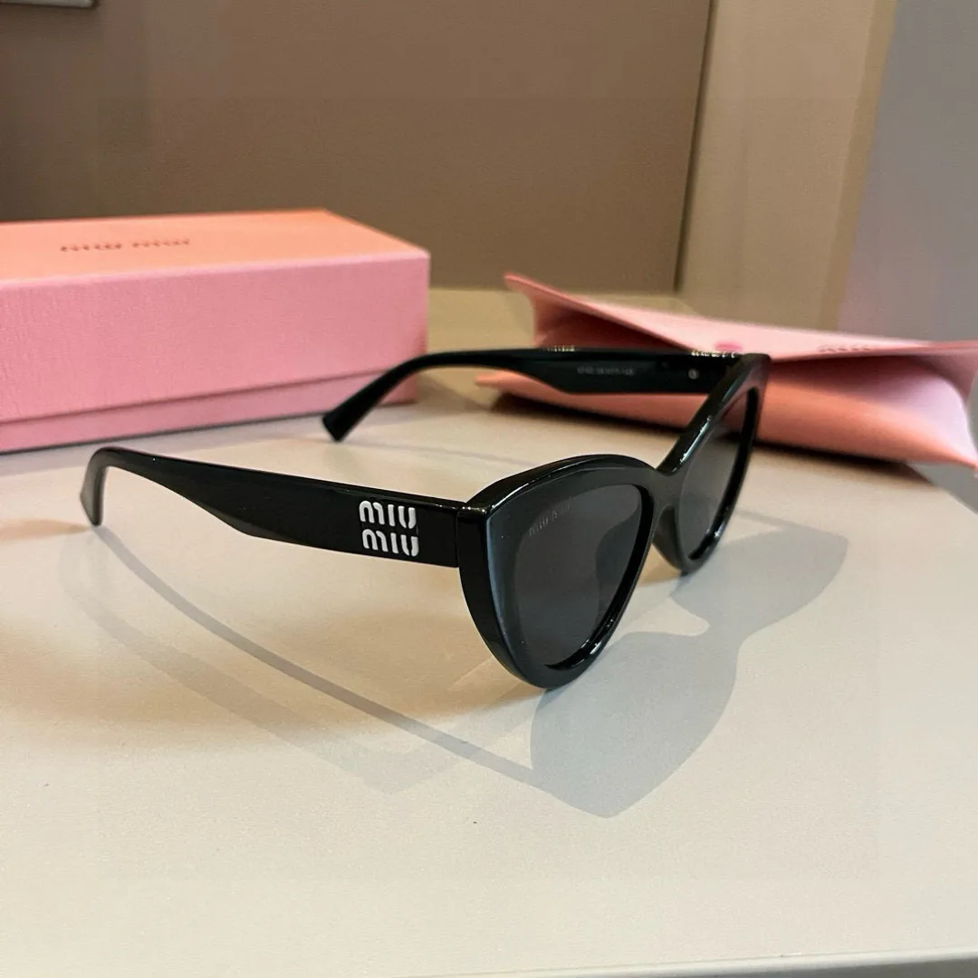 Очки Miu Miu 10842022
