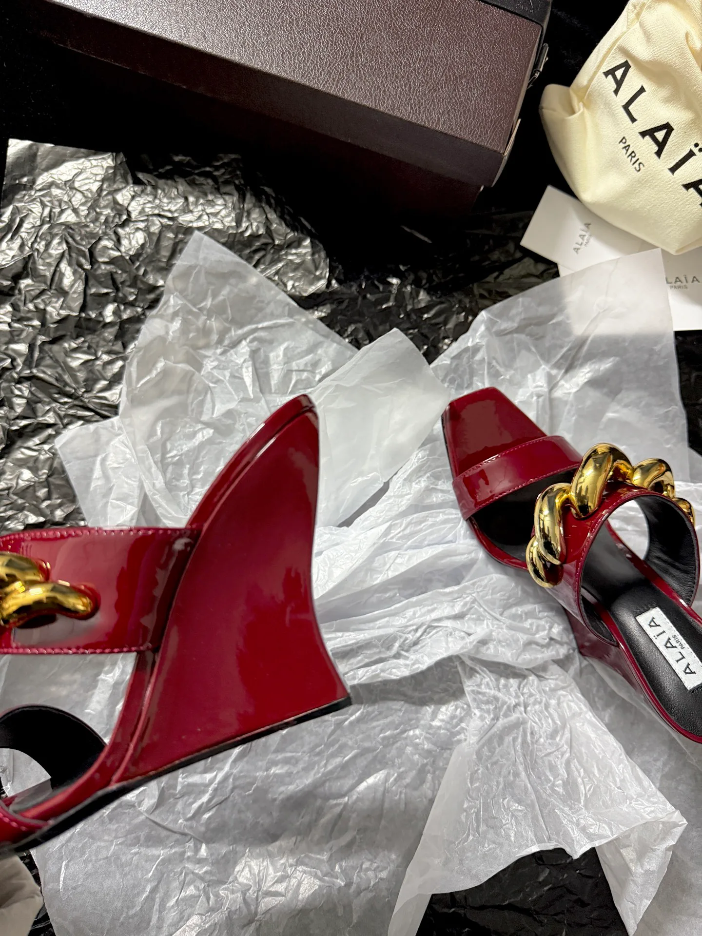 Босоножки Женские Alaia 9476120