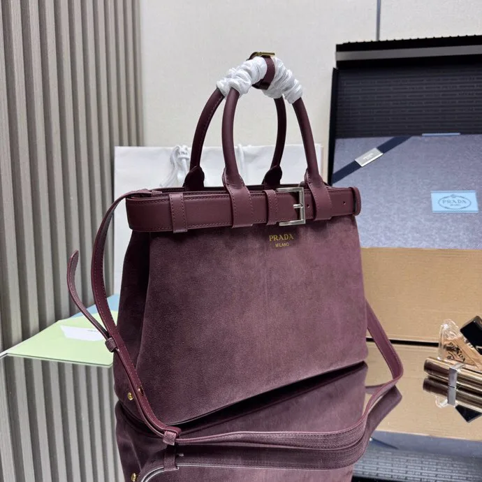 Классические Сумки Женские Prada 13332196