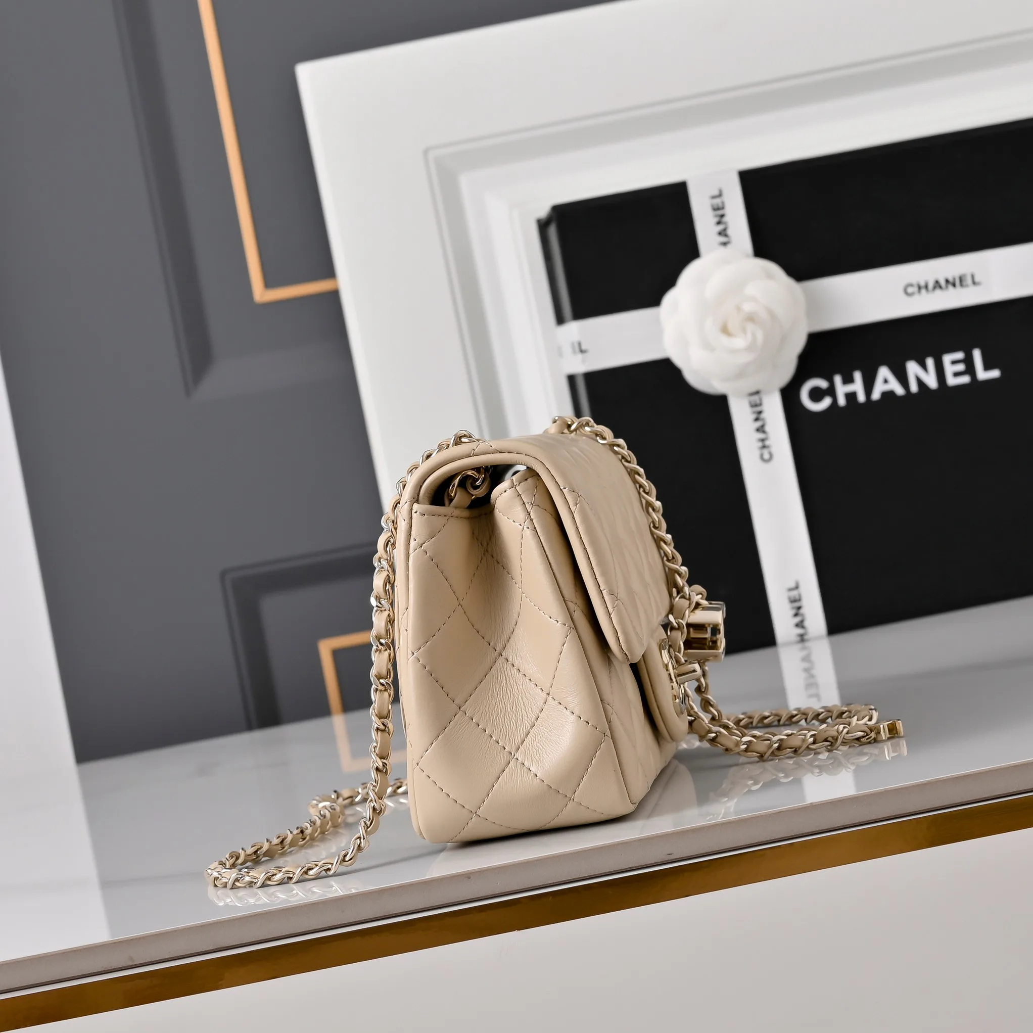 Классические Сумки Женские Chanel 18147939