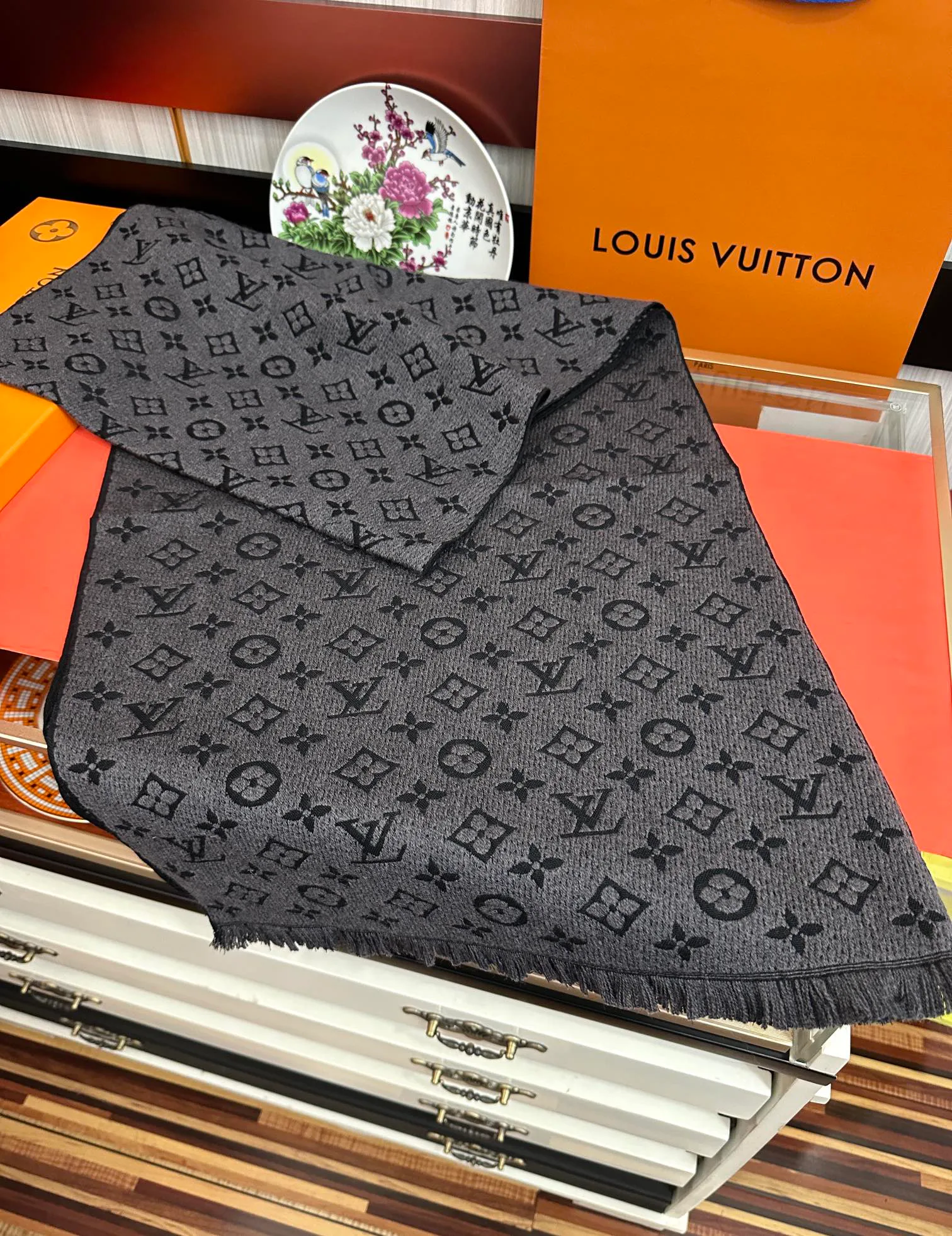 Шарфы Louis Vuitton 538250