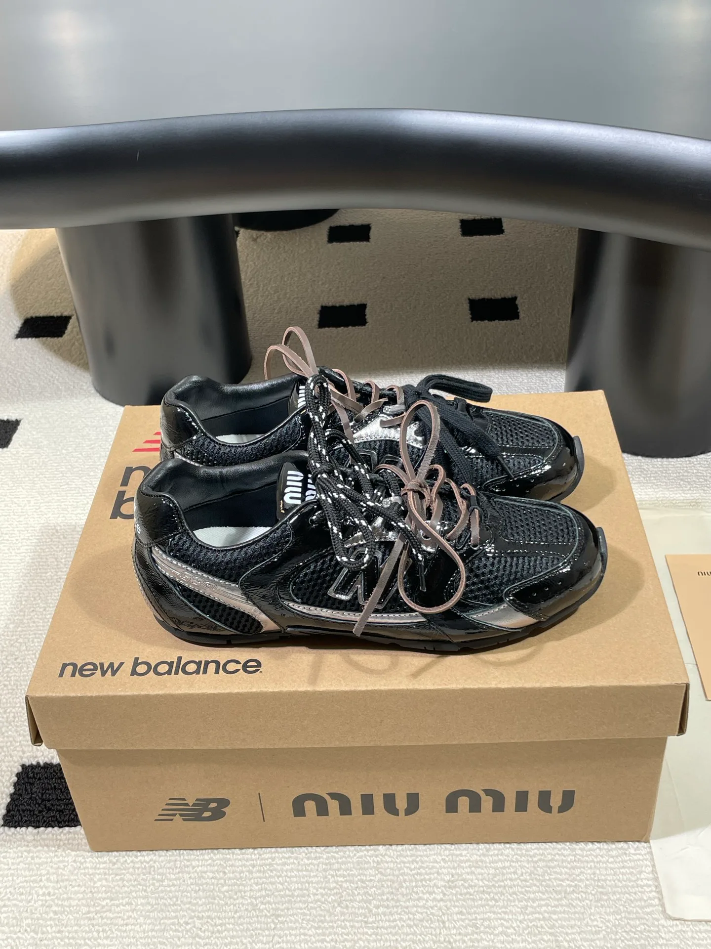 Кроссовки Женские Miu Miu 177402