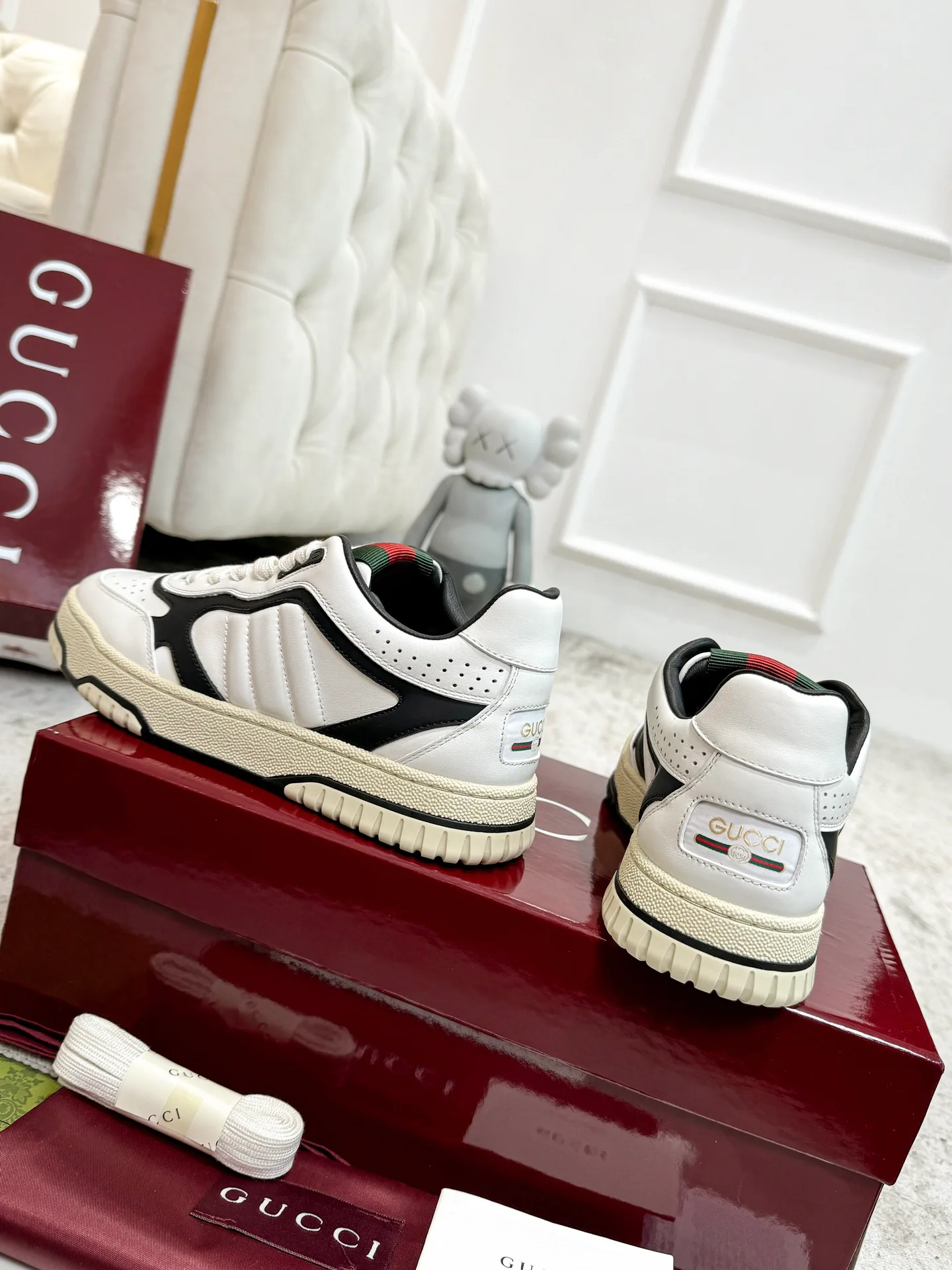 Кроссовки Женские Gucci 944912