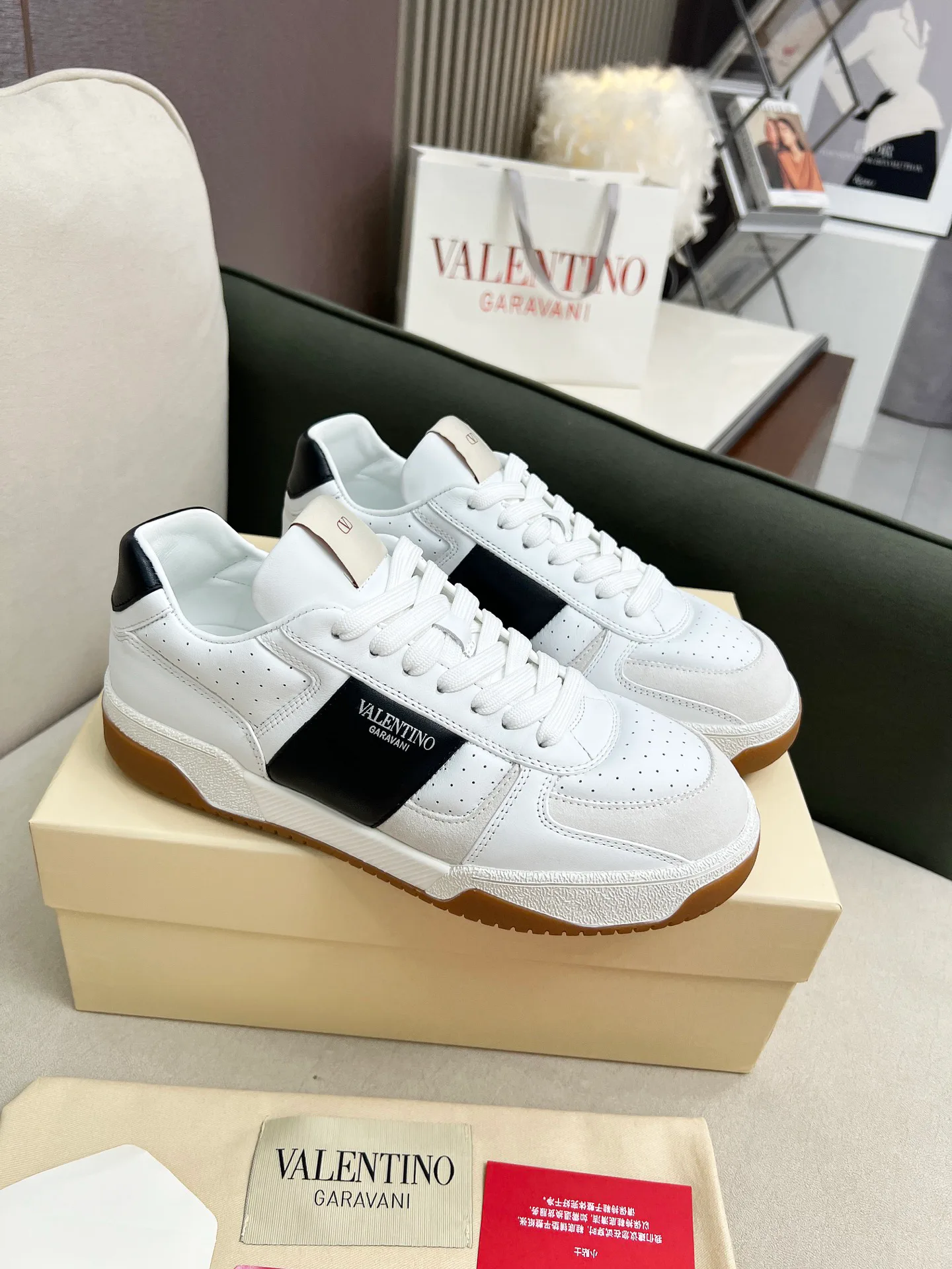 Кроссовки Женские Valentino 2628090