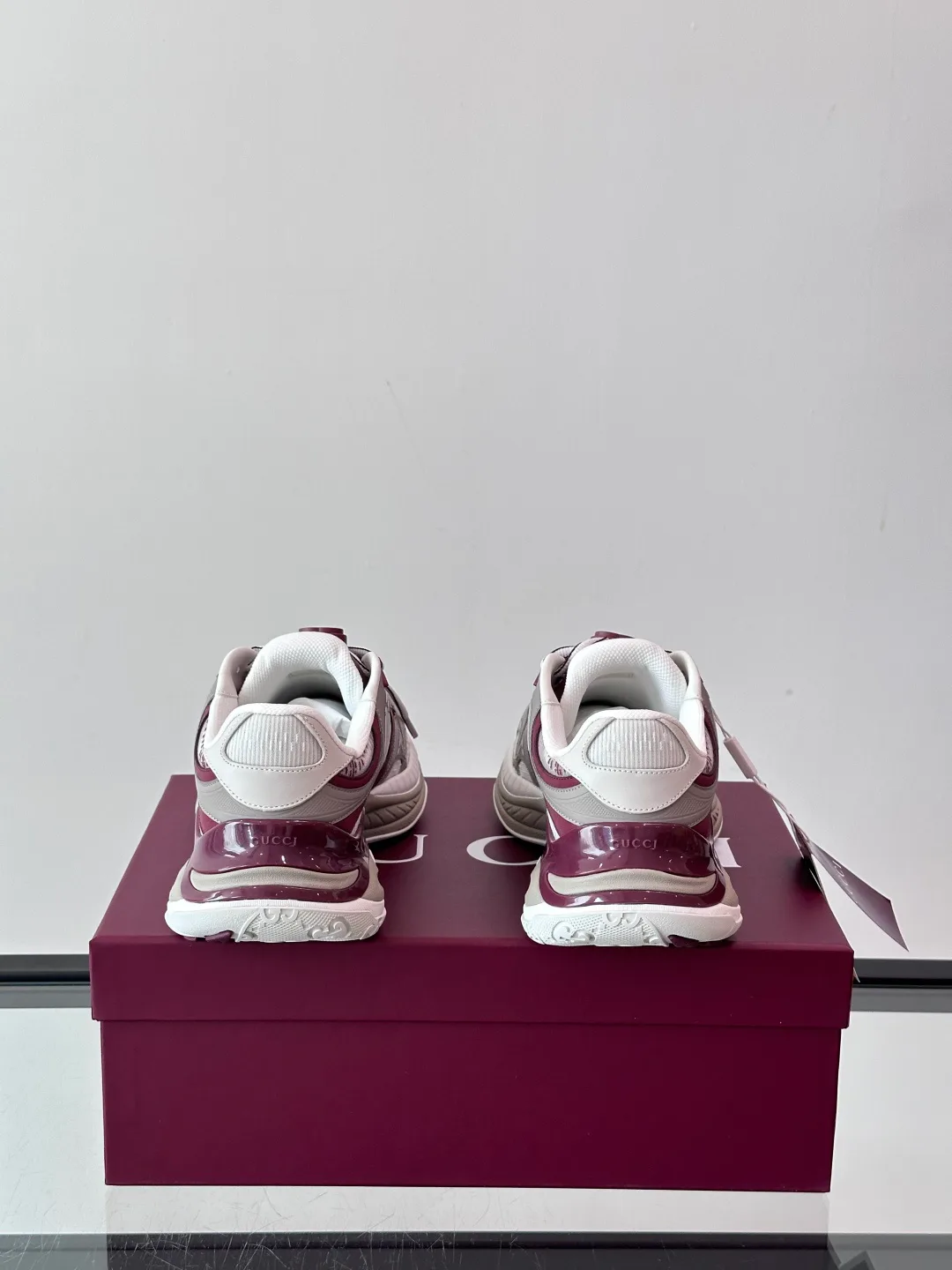 Кроссовки Женские Gucci 11398857