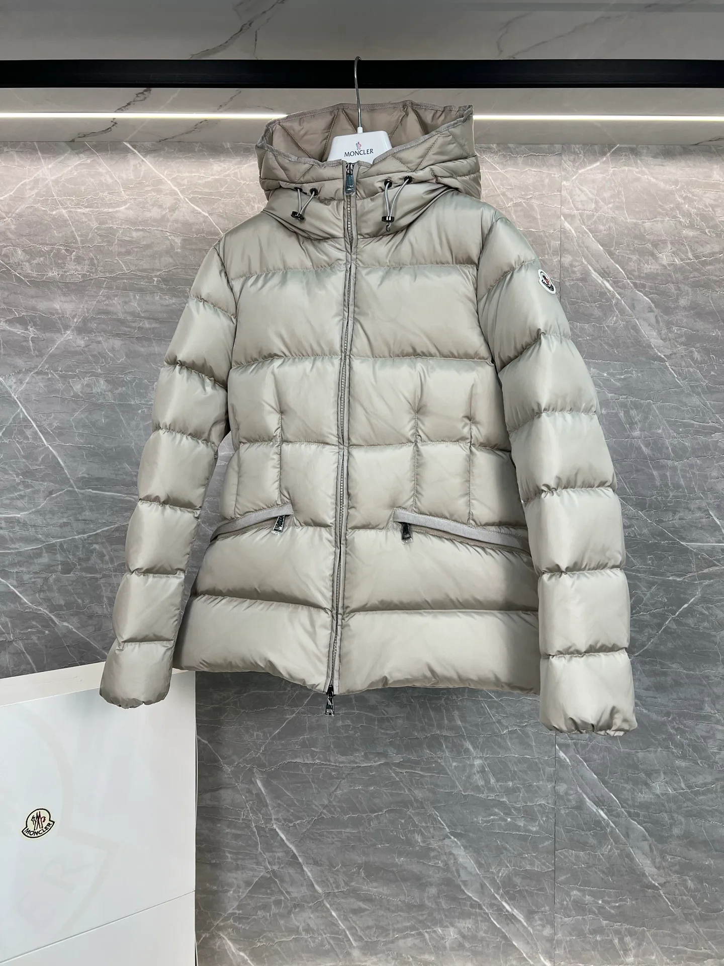 Куртки И Пуховики Женские Moncler 901414