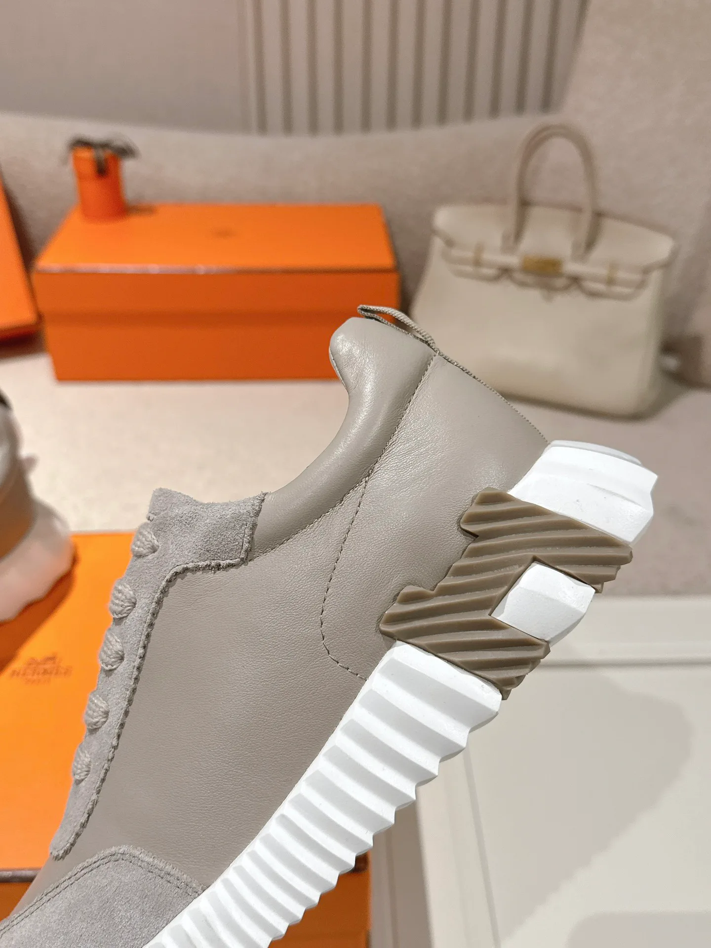 Кроссовки Женские Hermes 2380909