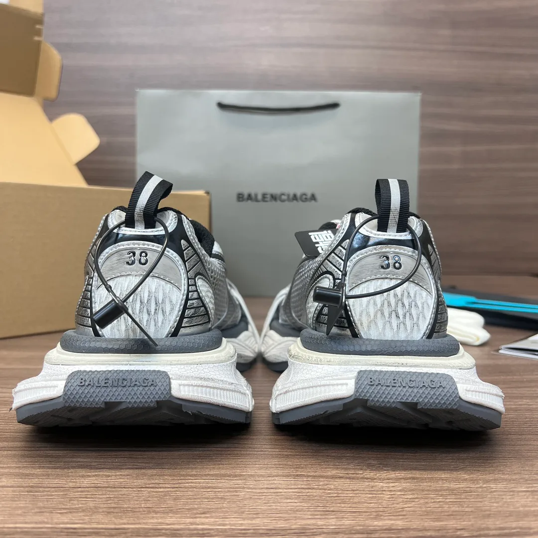 Кроссовки Женские Balenciaga 5049195