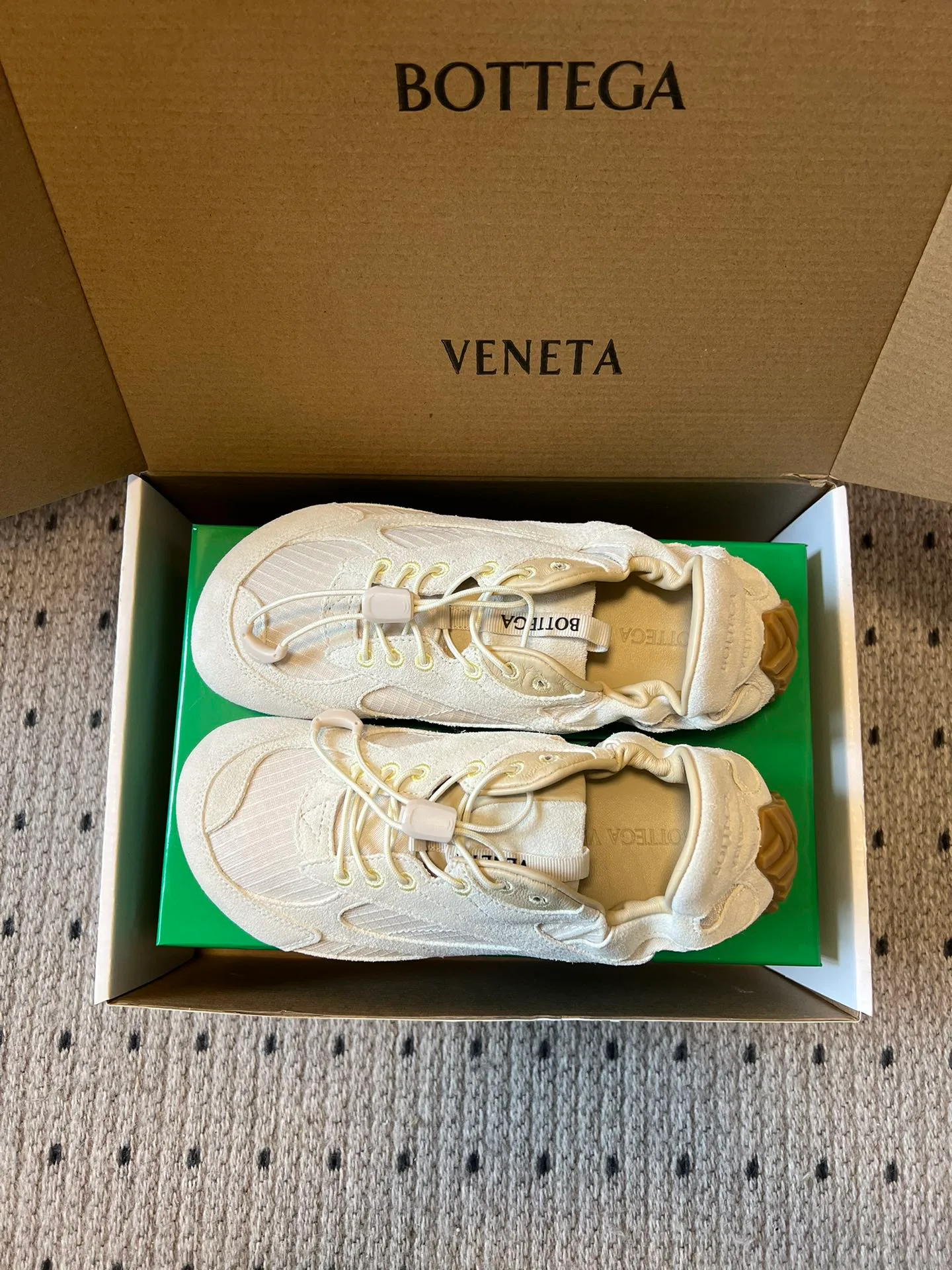 Кроссовки Женские Bottega Veneta 11479801