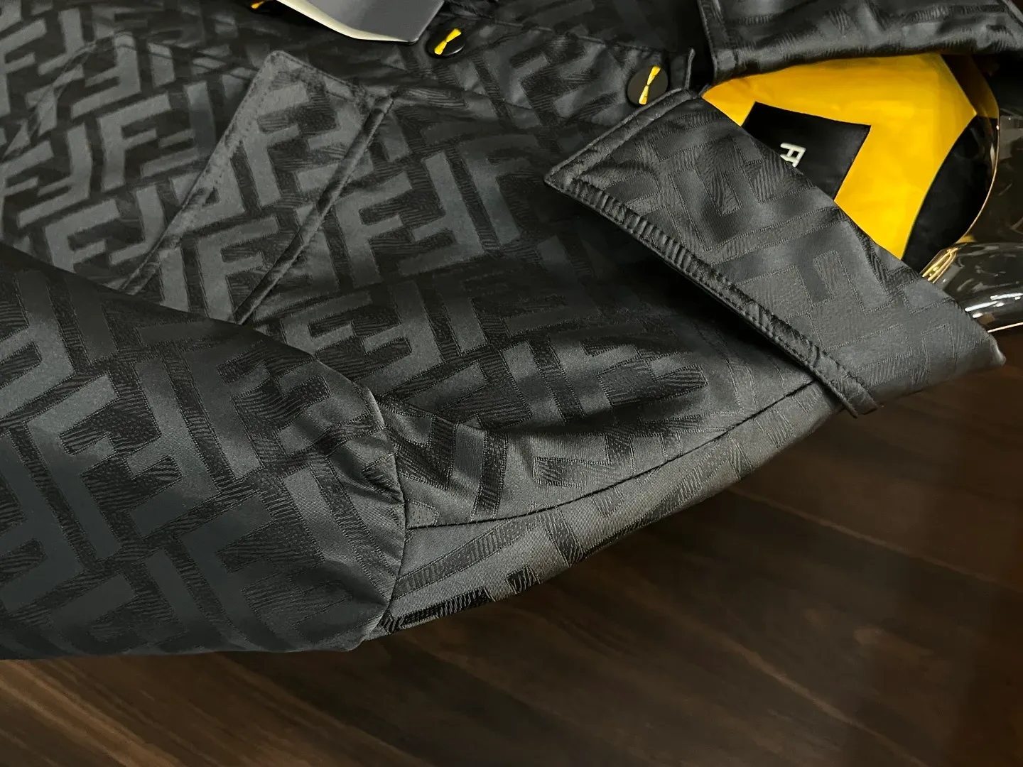 Куртки И Пуховики Мужские Fendi 493001