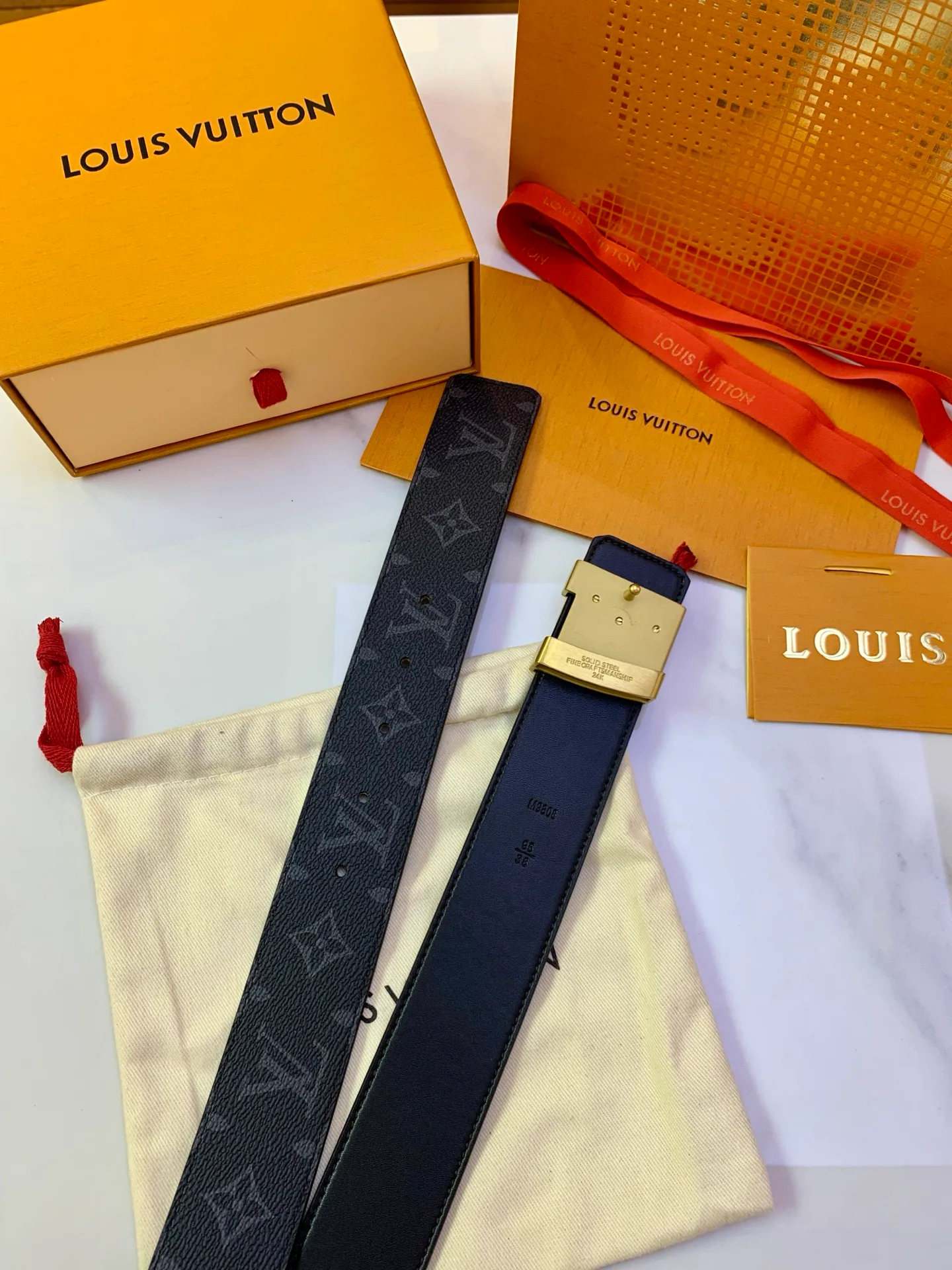 Ремни Louis Vuitton 17682155