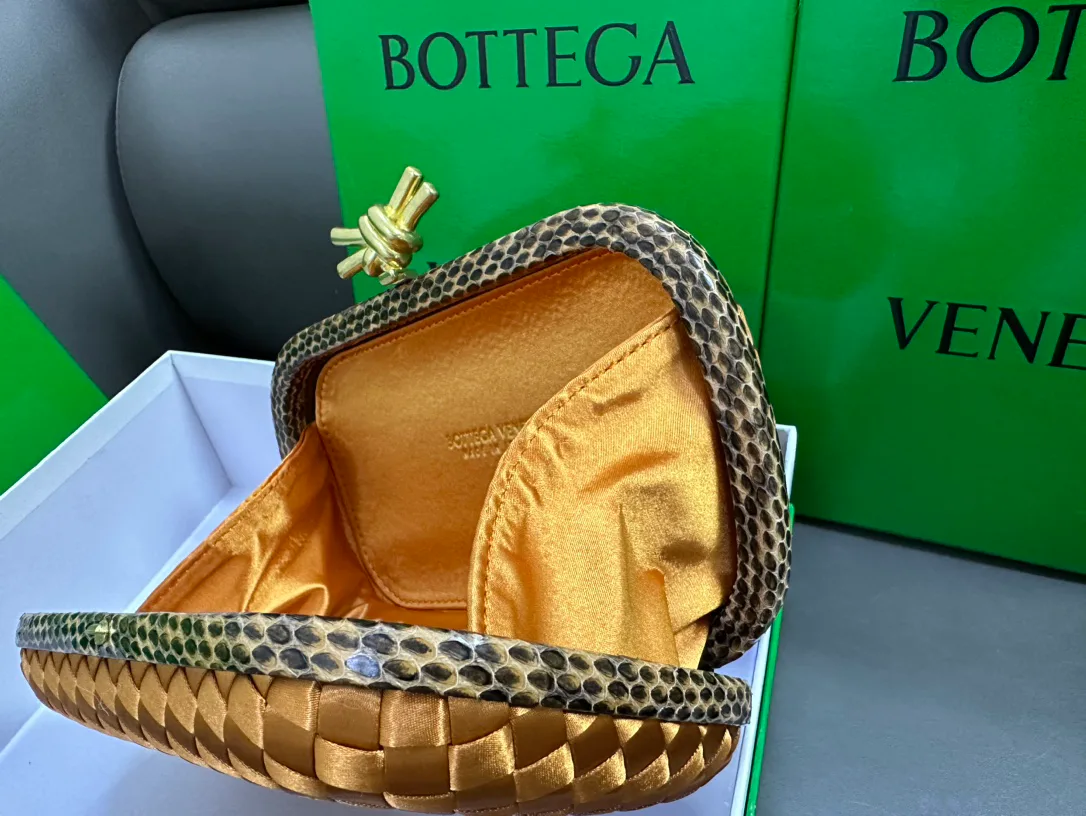 Клатчи Женские Bottega Veneta 15569