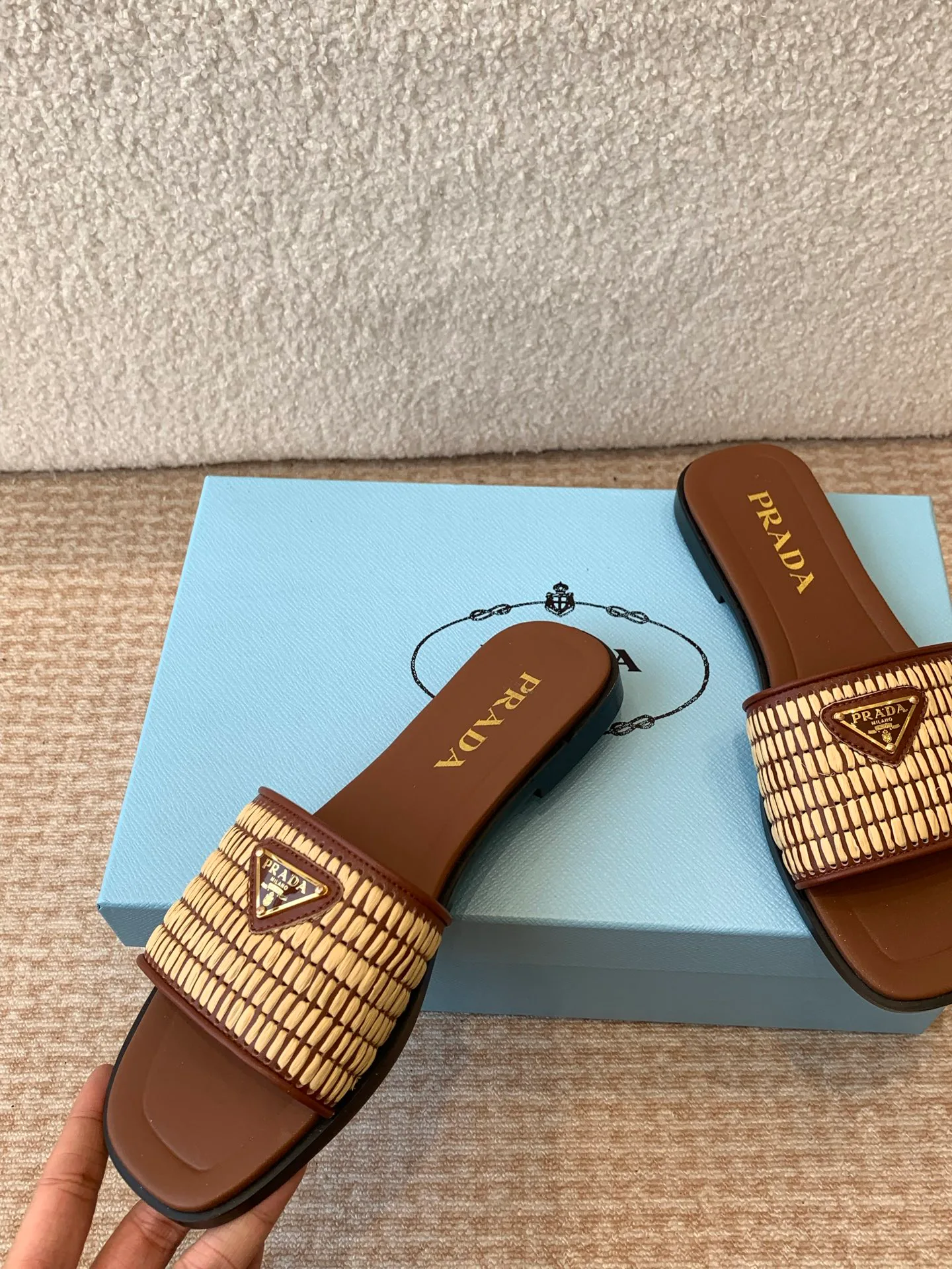 Шлепанцы Женские Prada 13758