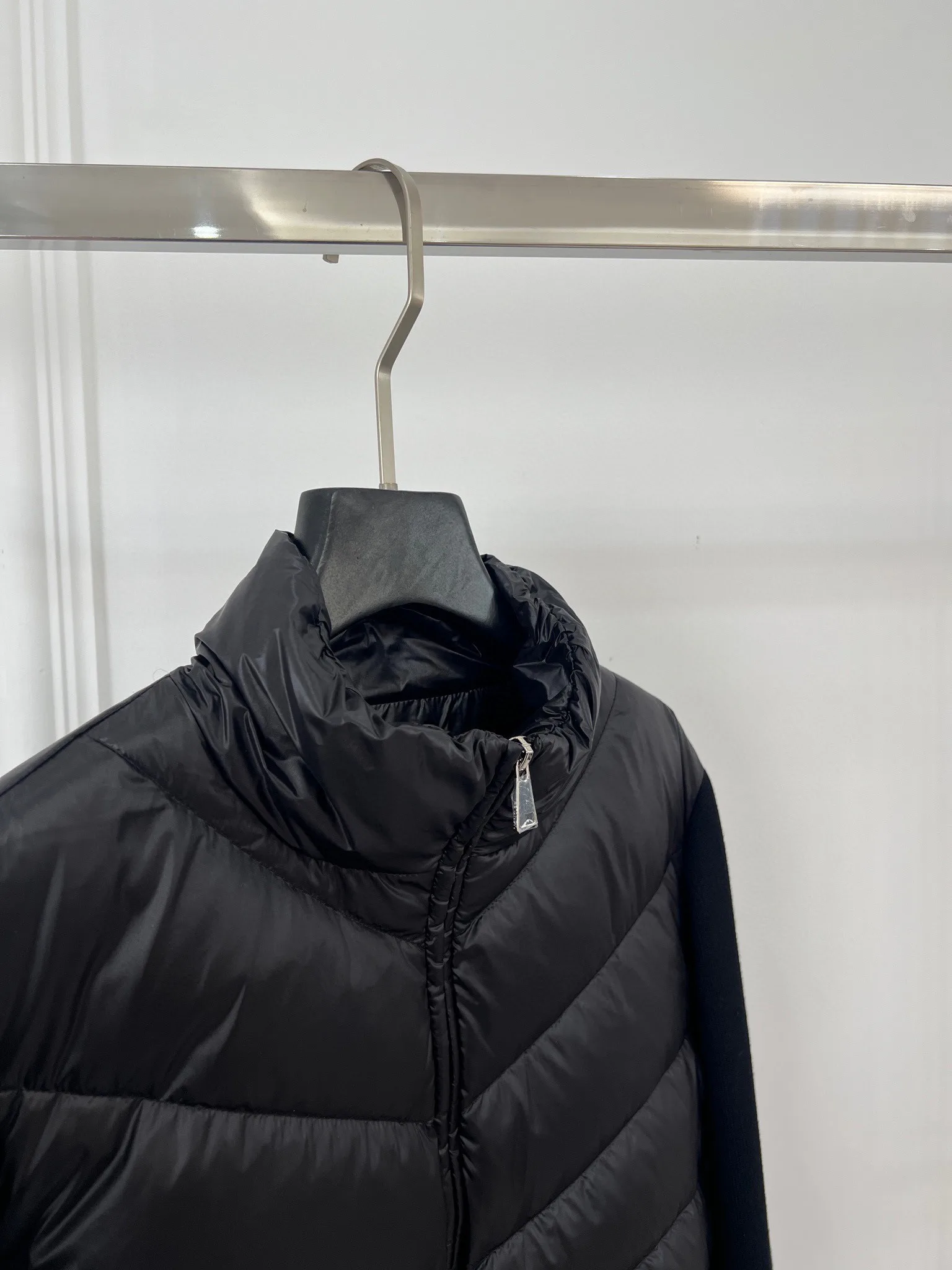 Куртки И Пуховики Женские Moncler 18415626