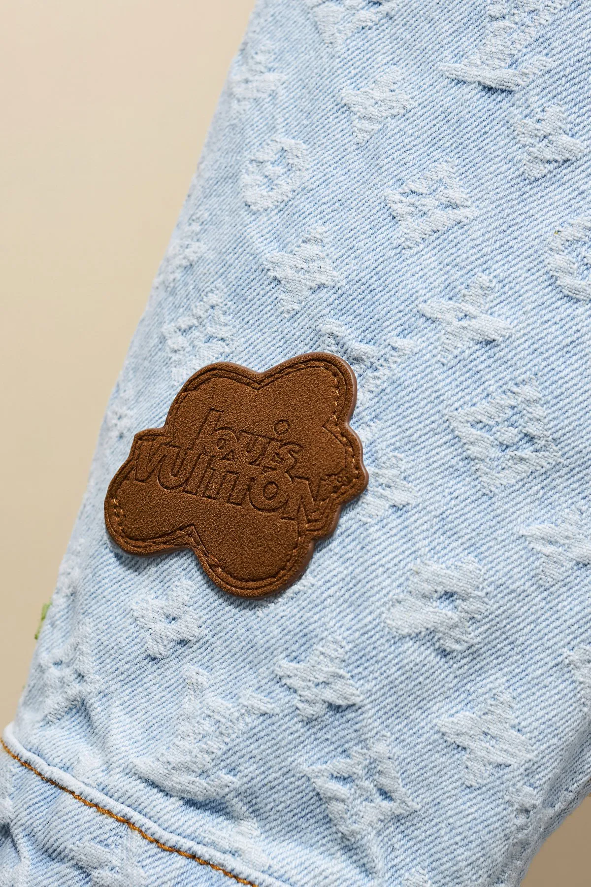 Куртки Женские Louis Vuitton 2414