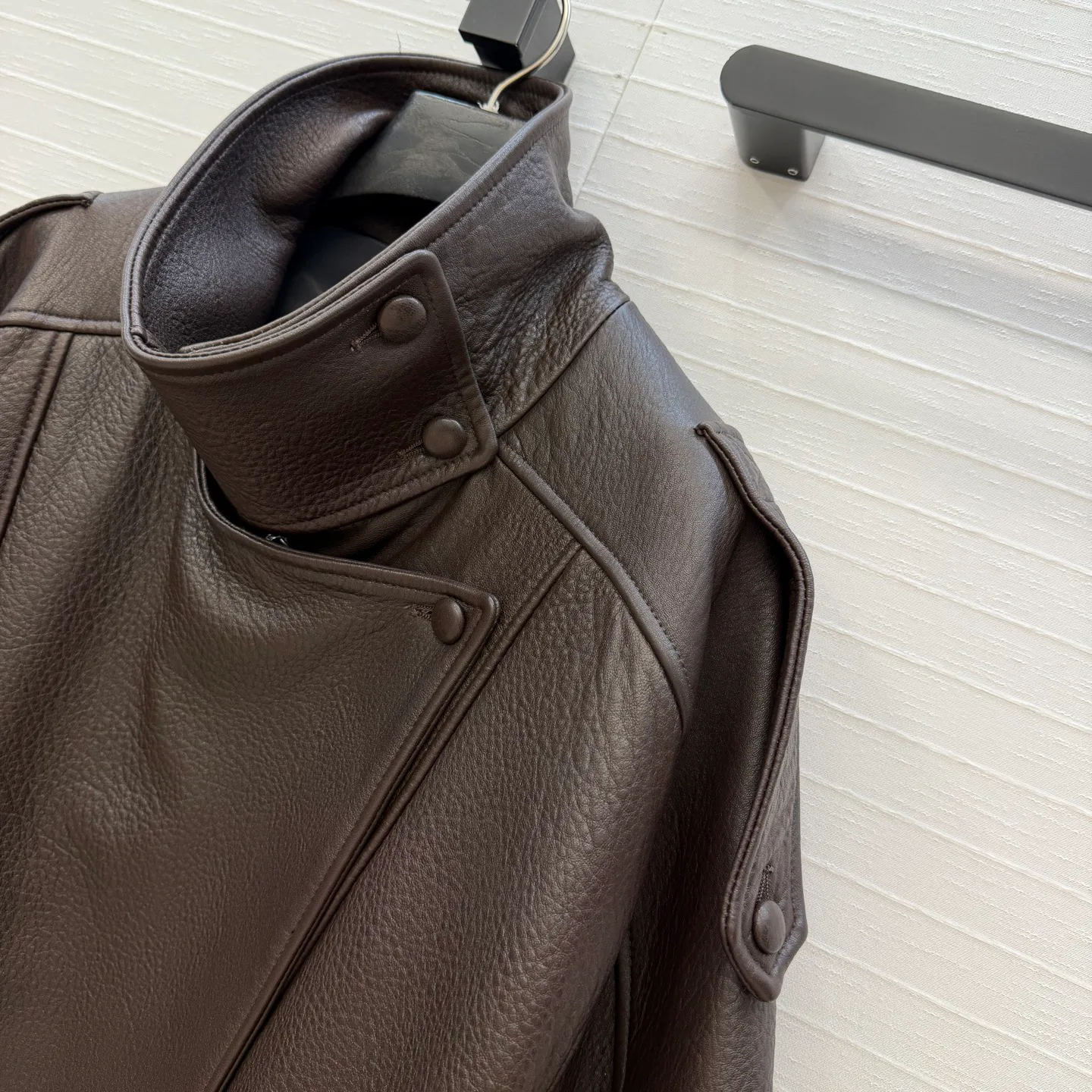 Кожаные Куртки И Дублёнки Женские Saint Laurent 18115233