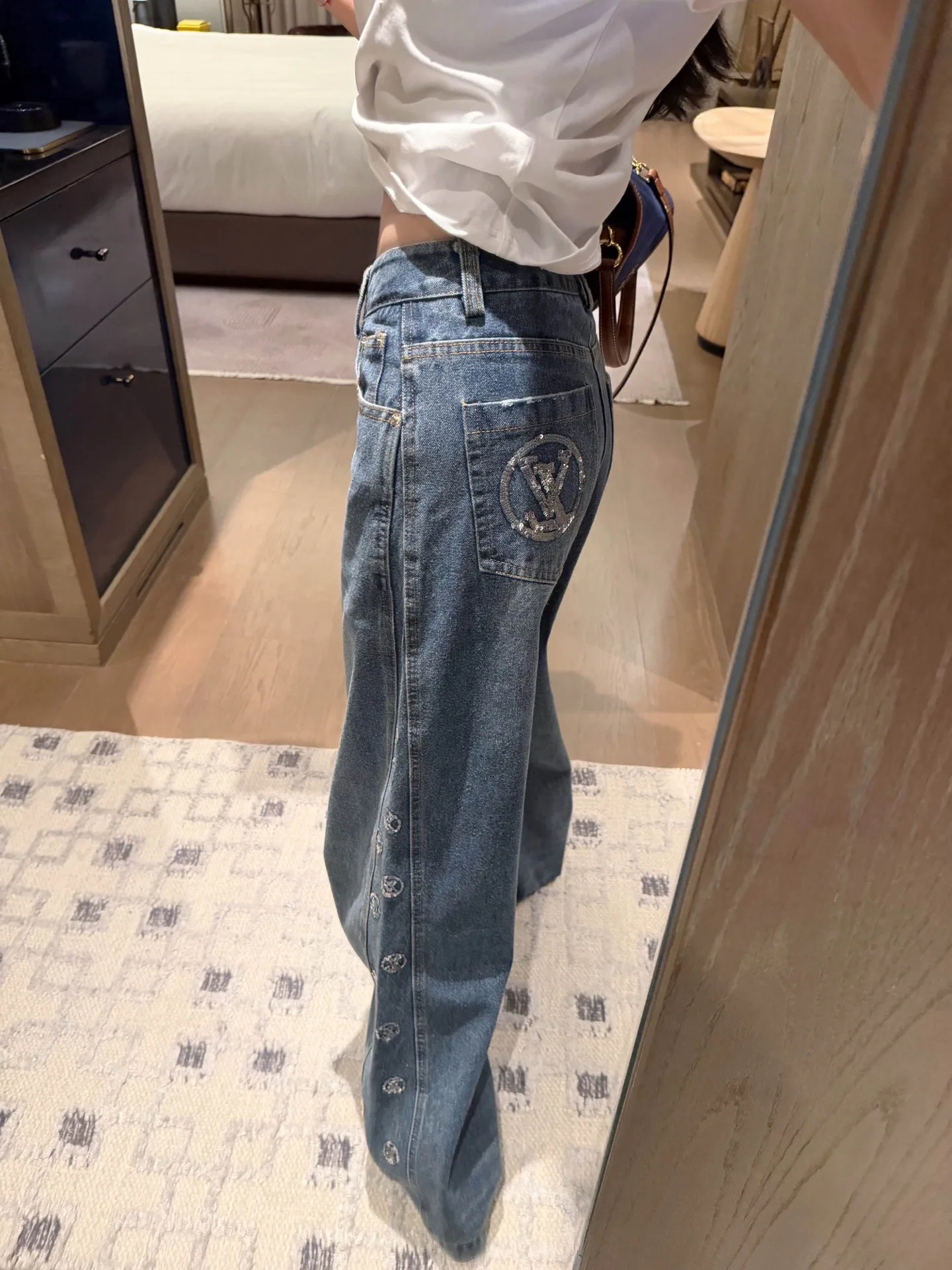 Джинсы Женские Louis Vuitton 11671099