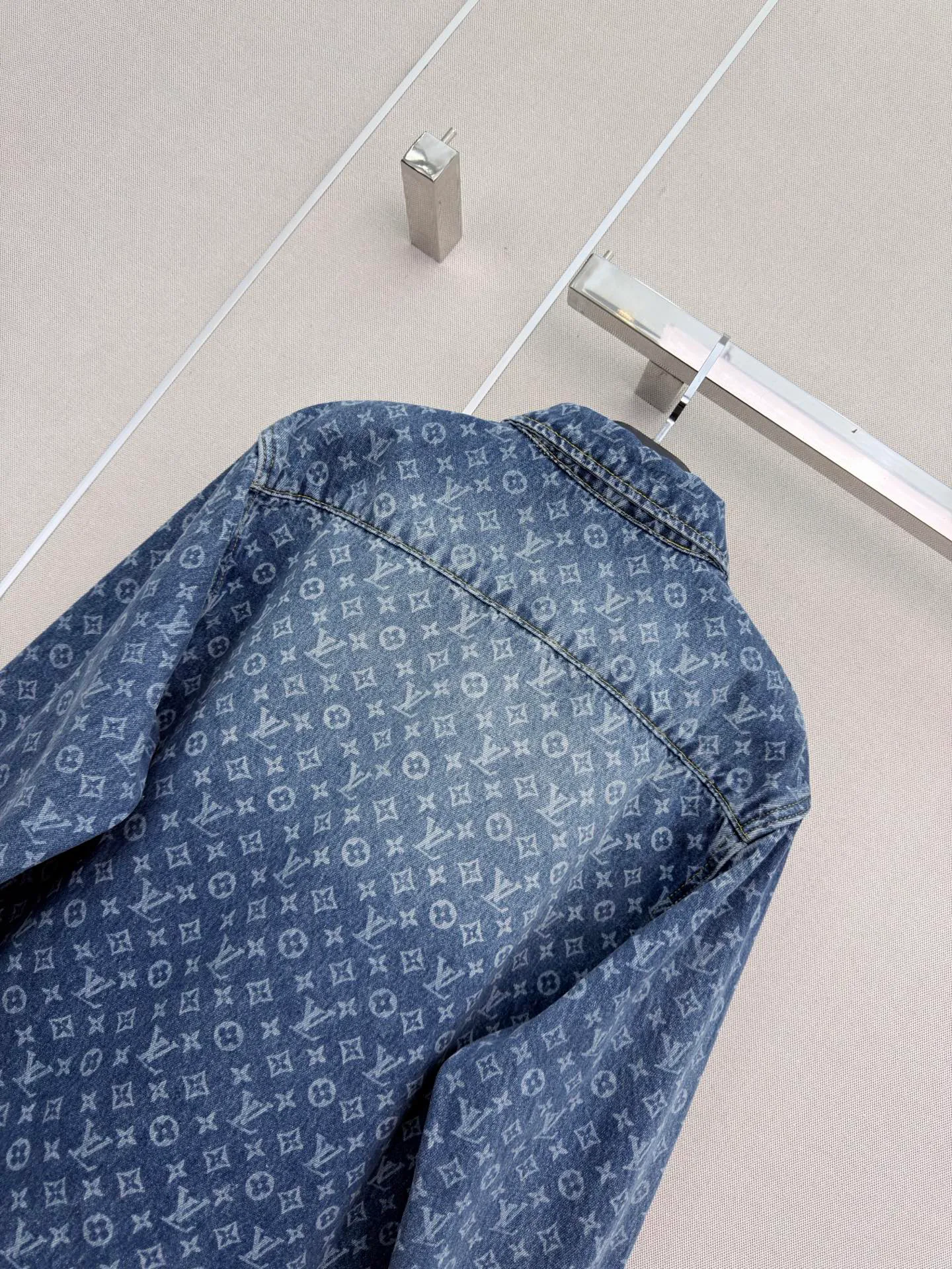 Рубашки Женские Louis Vuitton 18877915