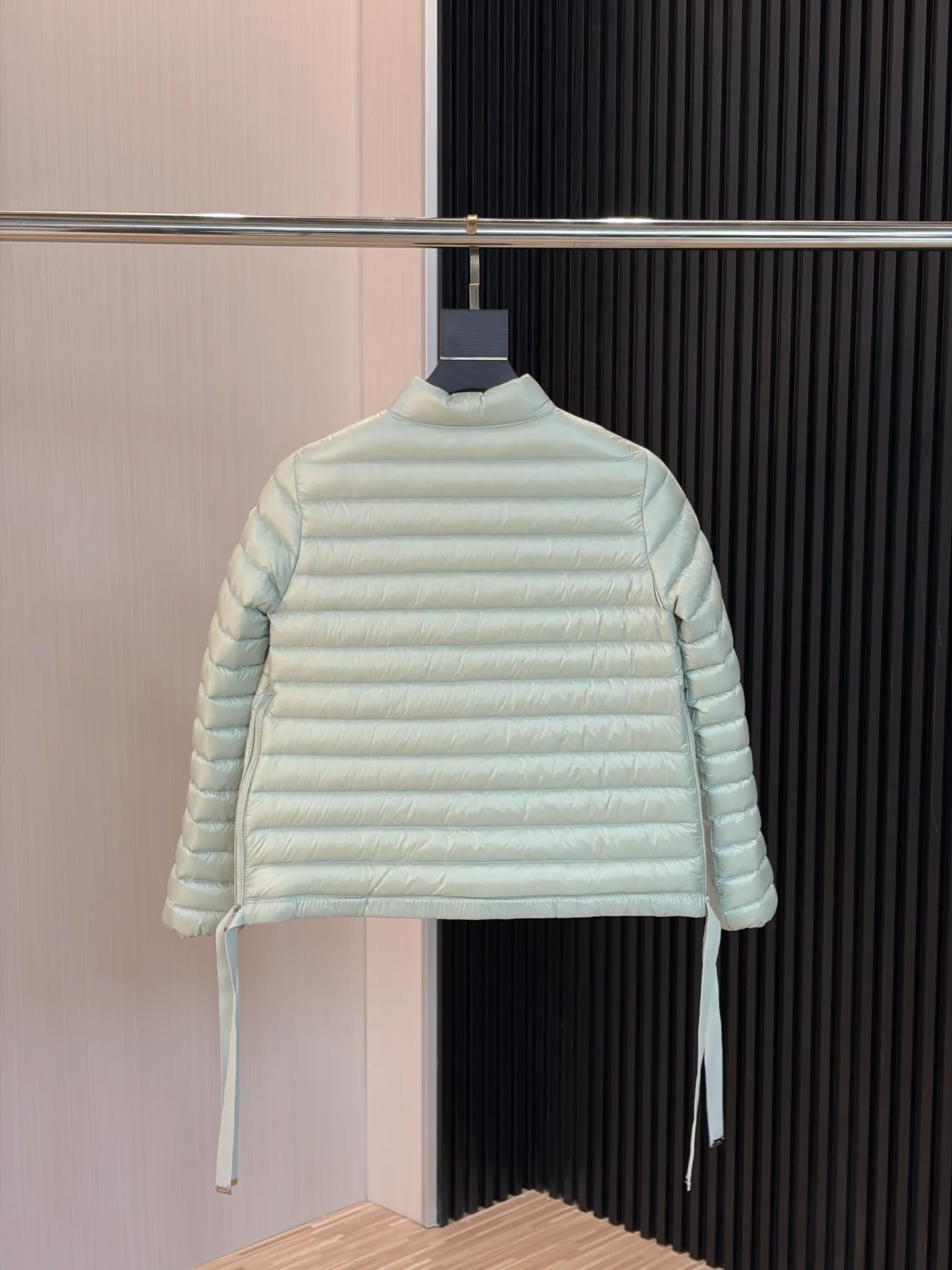 Куртки И Пуховики Мужские Moncler 17908035