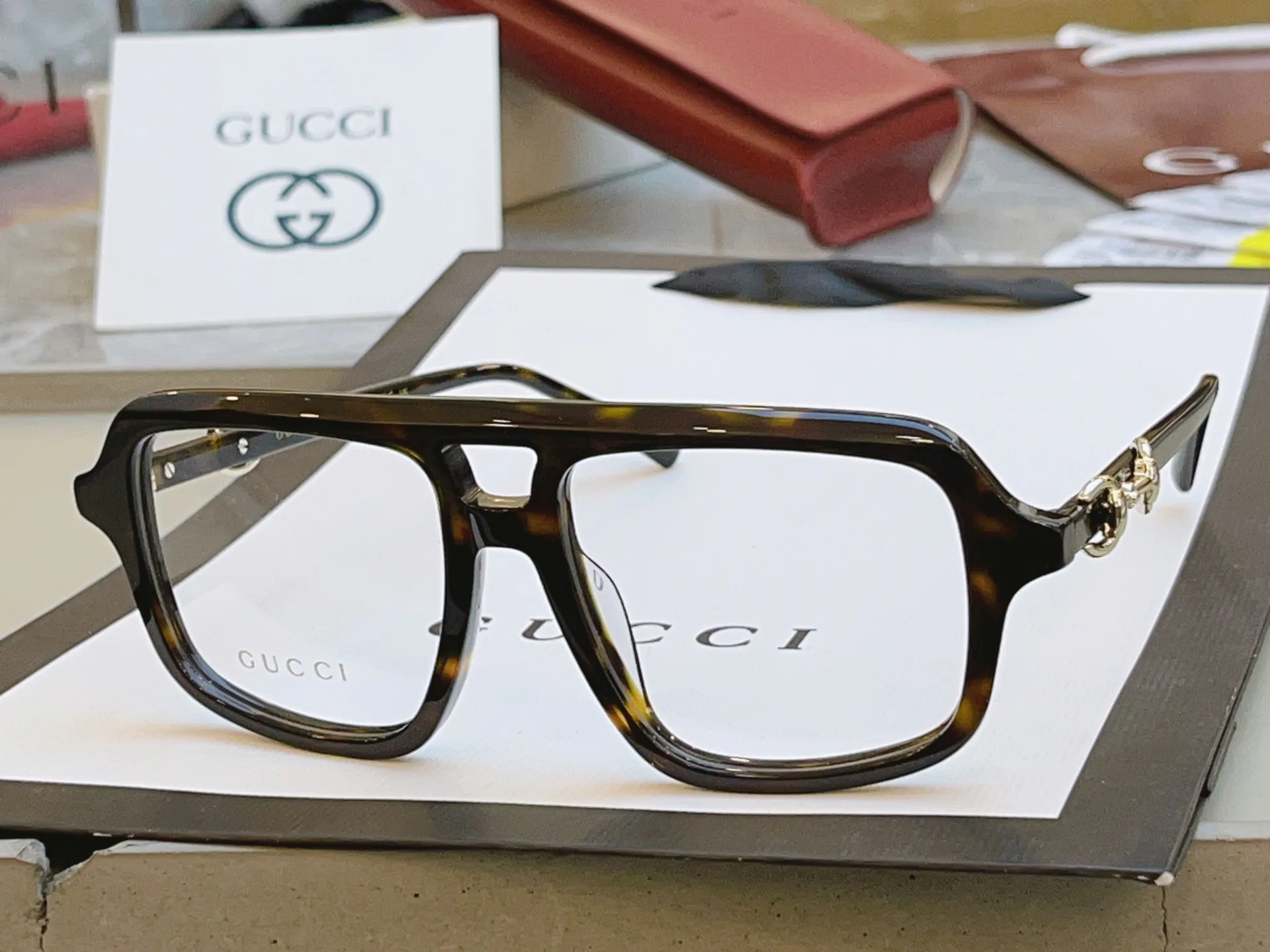 Очки Gucci 11432739