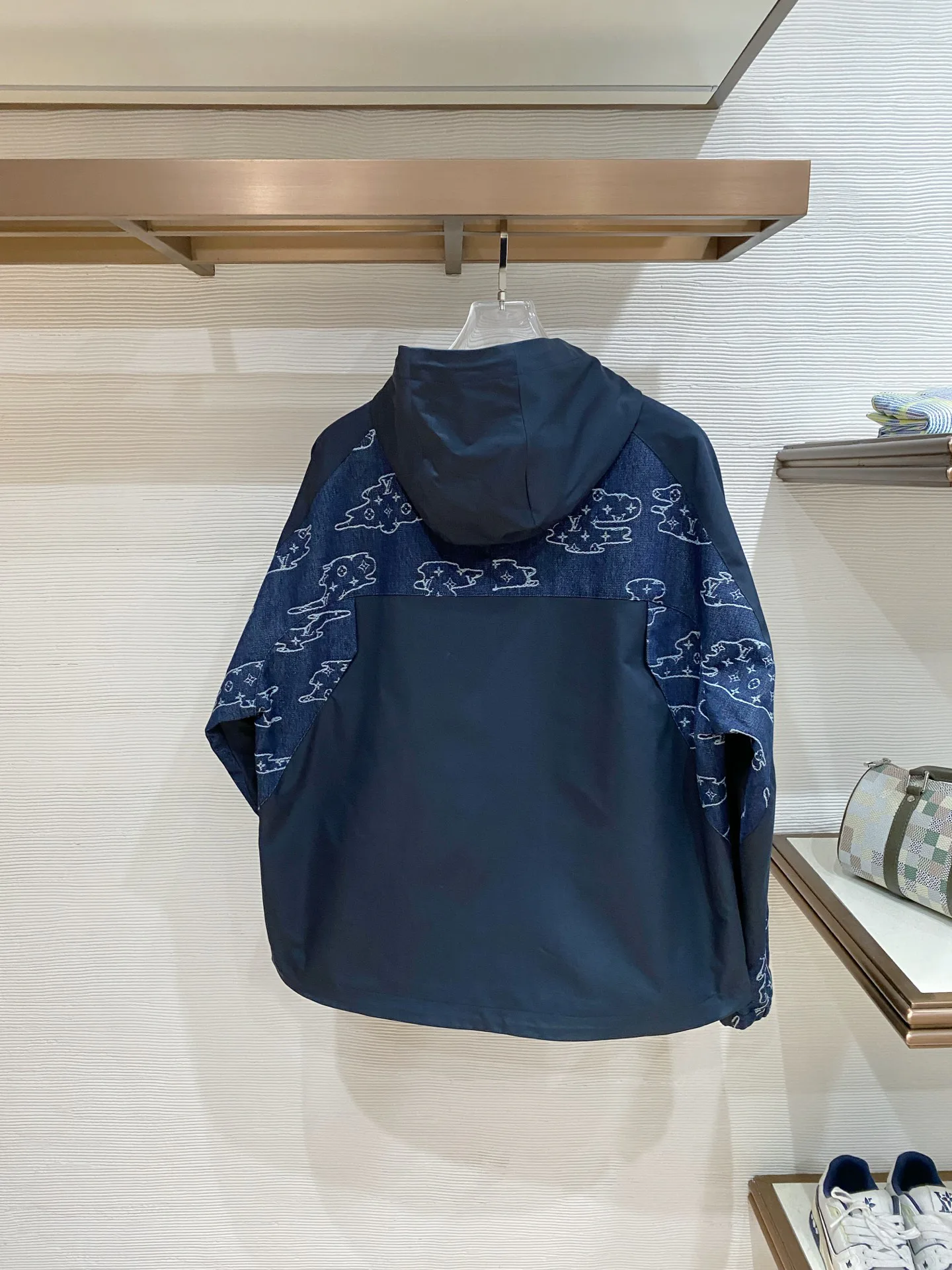 Куртки И Пуховики Мужские Louis Vuitton 10271846