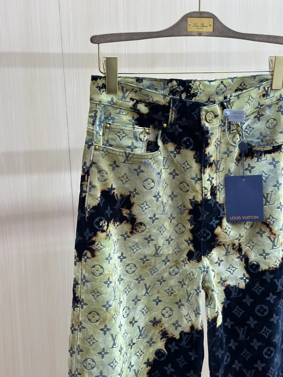 Джинсы Мужские Louis Vuitton 18599308