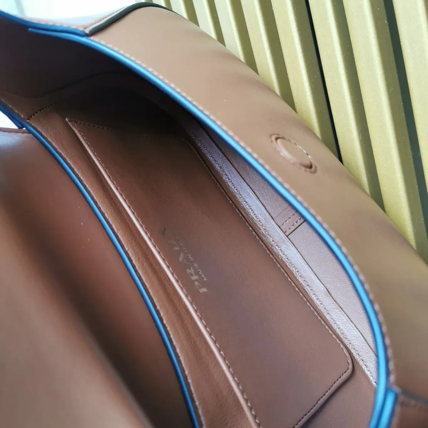 Сумки На Ремне Женские Prada 617102