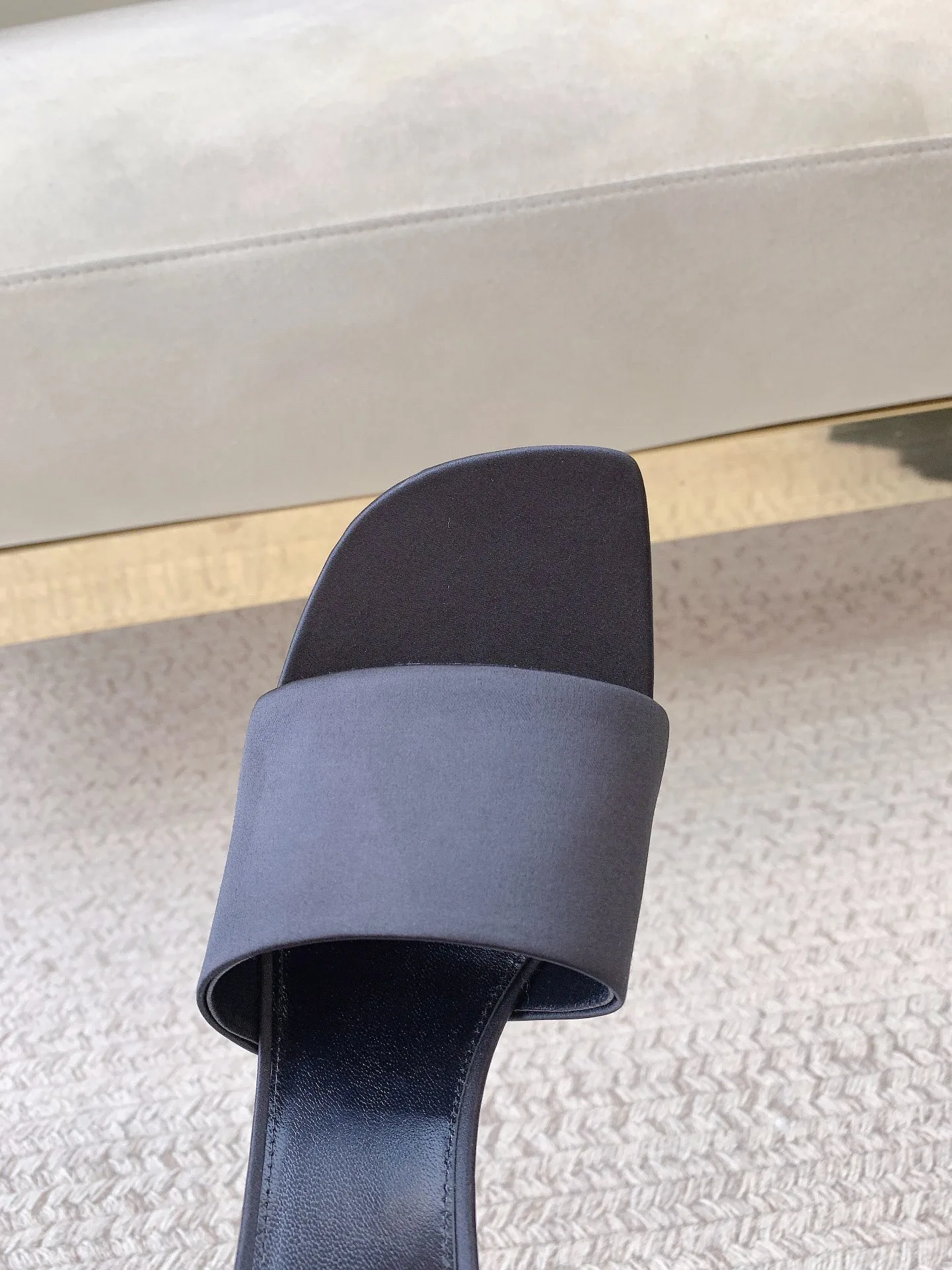 Босоножки Женские Saint Laurent 23835