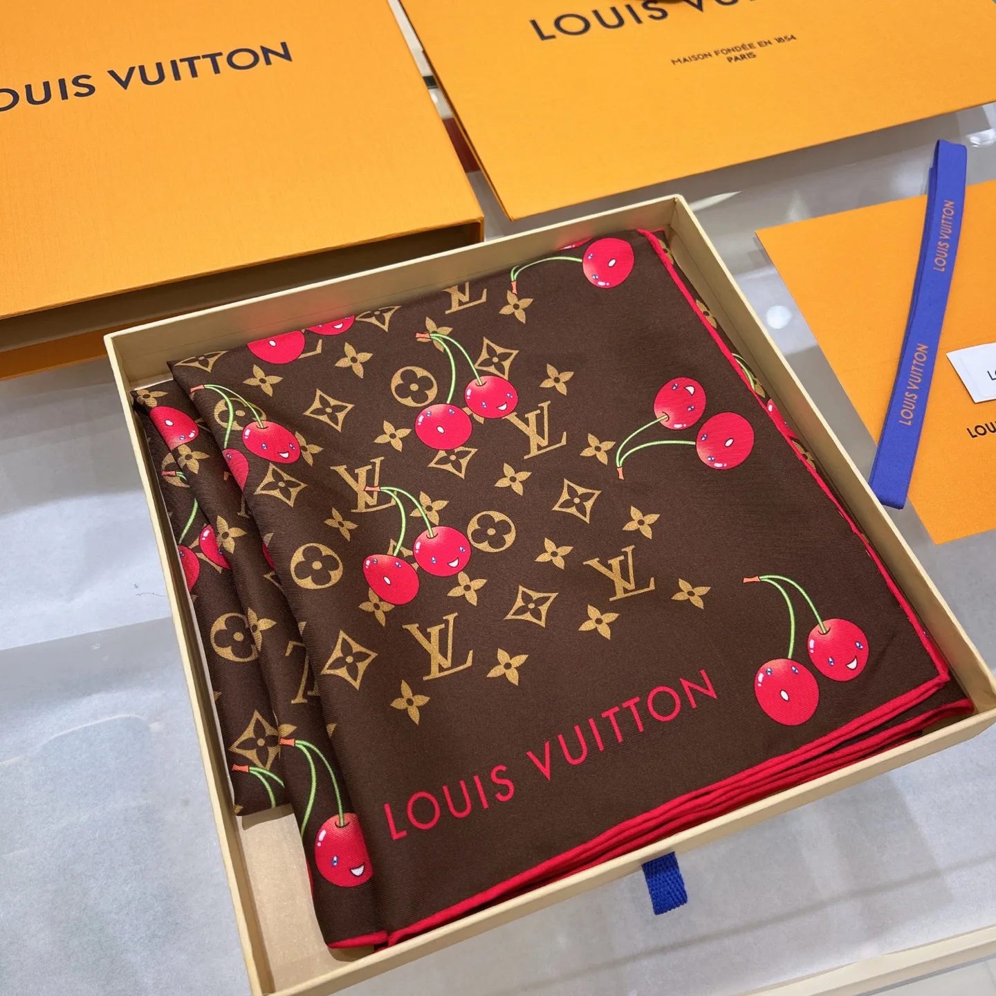 Шарфы Louis Vuitton 589917