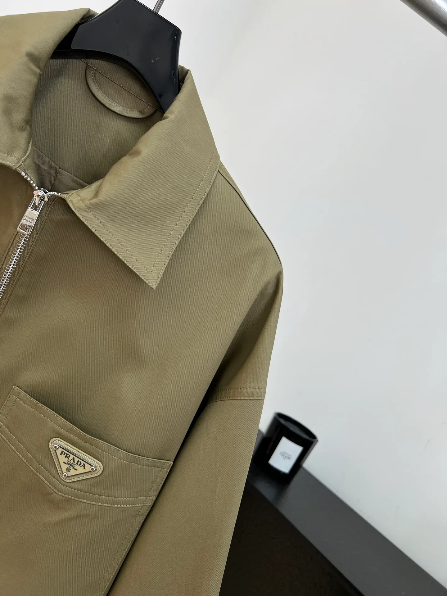 Куртки И Пуховики Женские Prada 18149663
