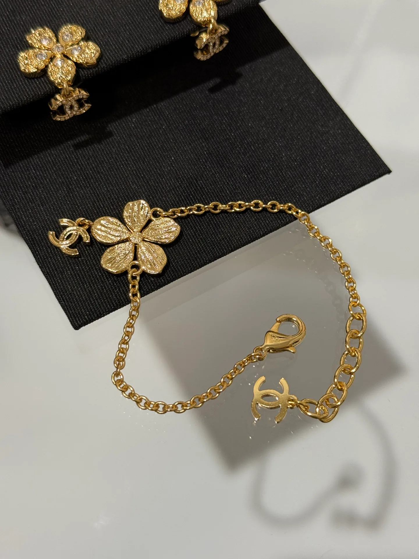 Бижутерия Chanel 5623899