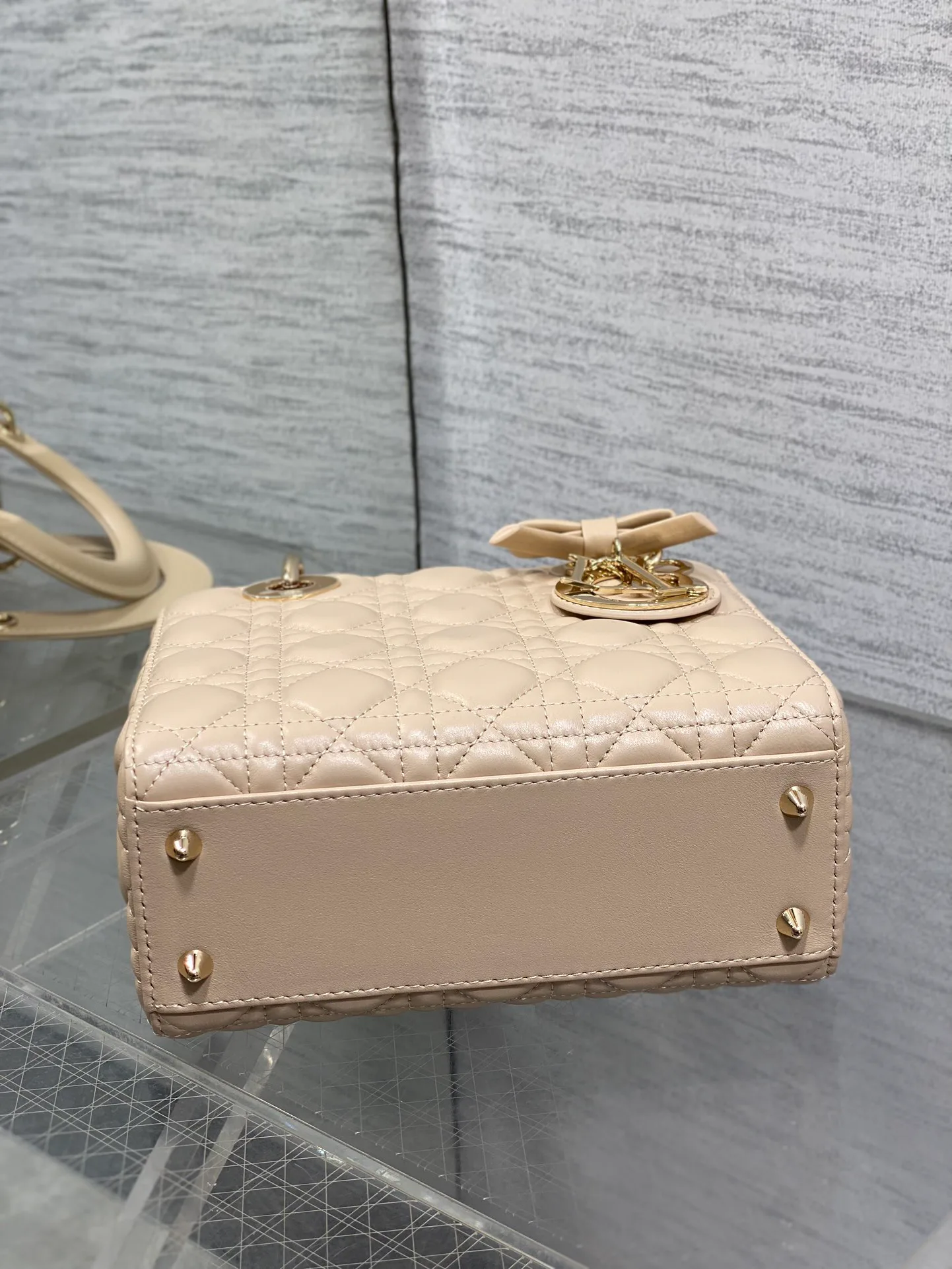 Классические Сумки Женские Christian Dior 11685142