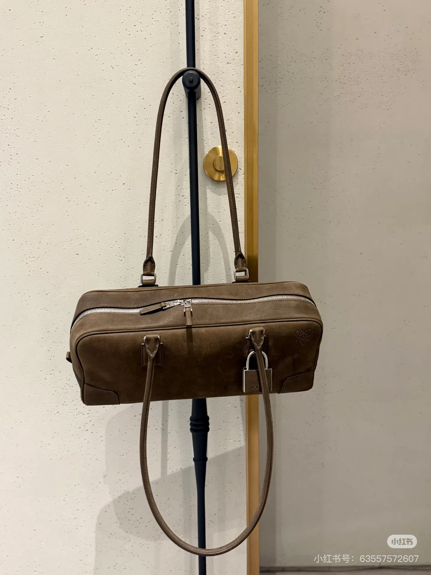 Классические Сумки Женские Loewe 11504268