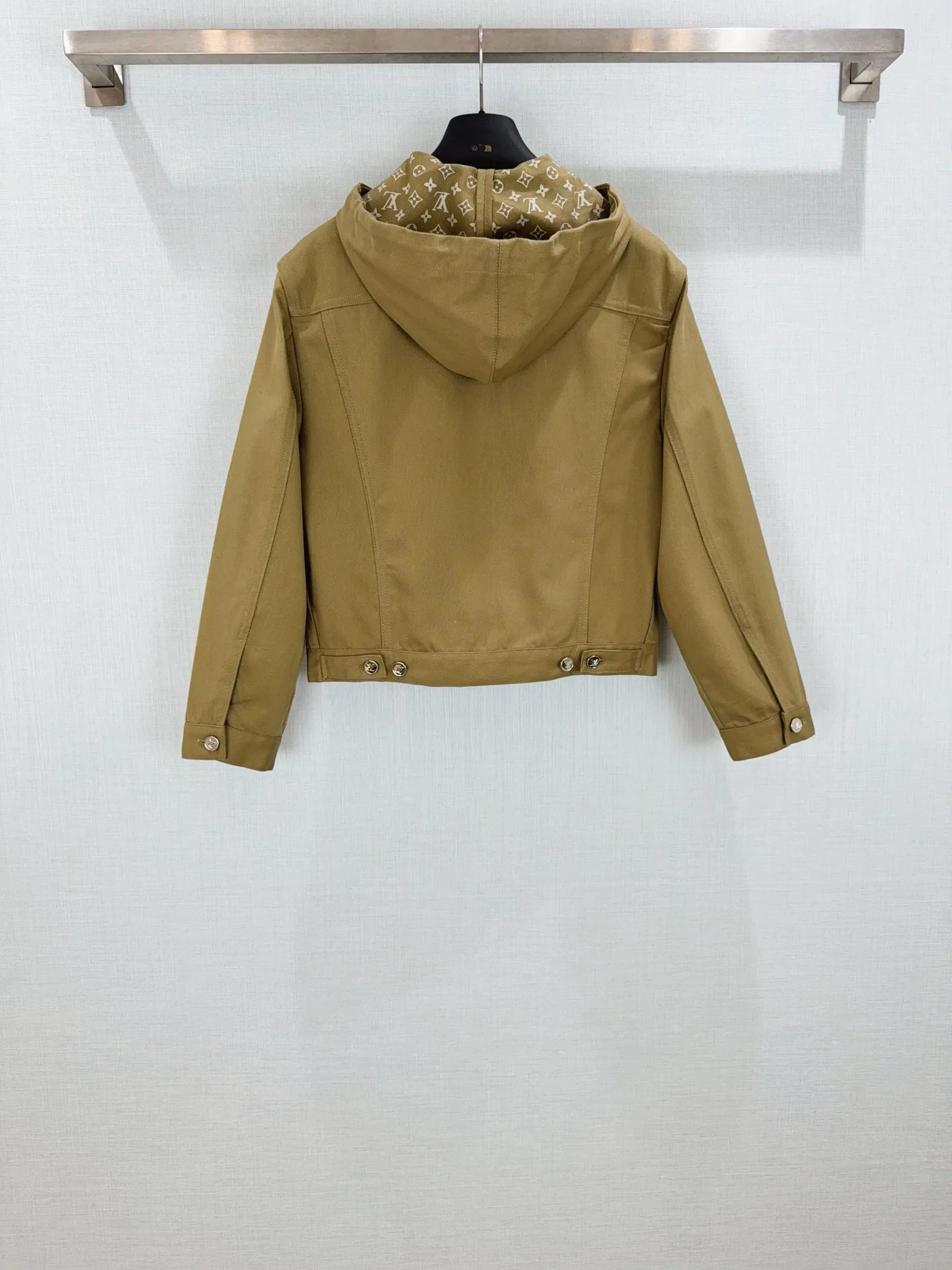 Куртки И Пуховики Женские Louis Vuitton 17669155