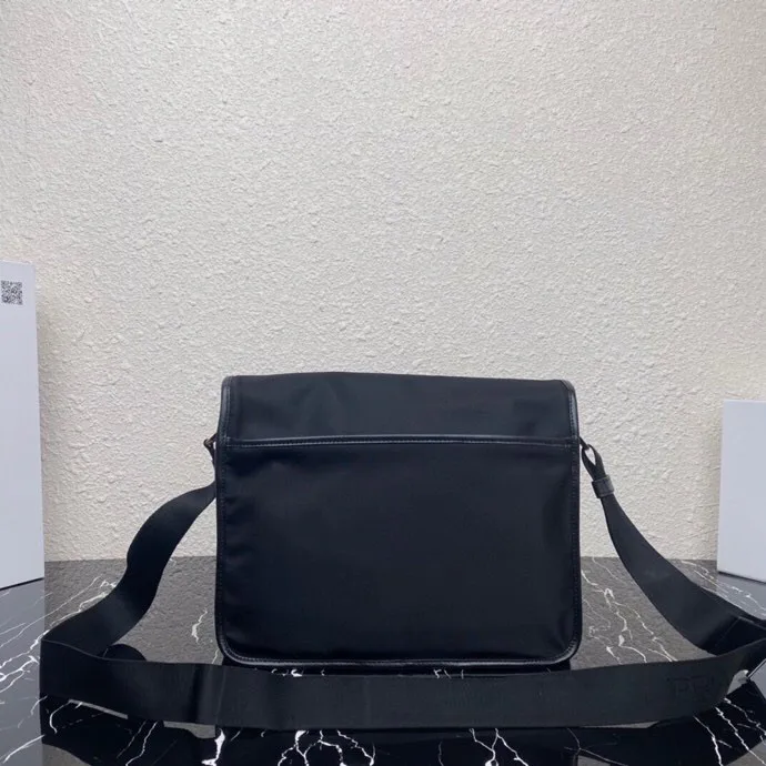 Сумки На Ремне Женские Prada 11872150