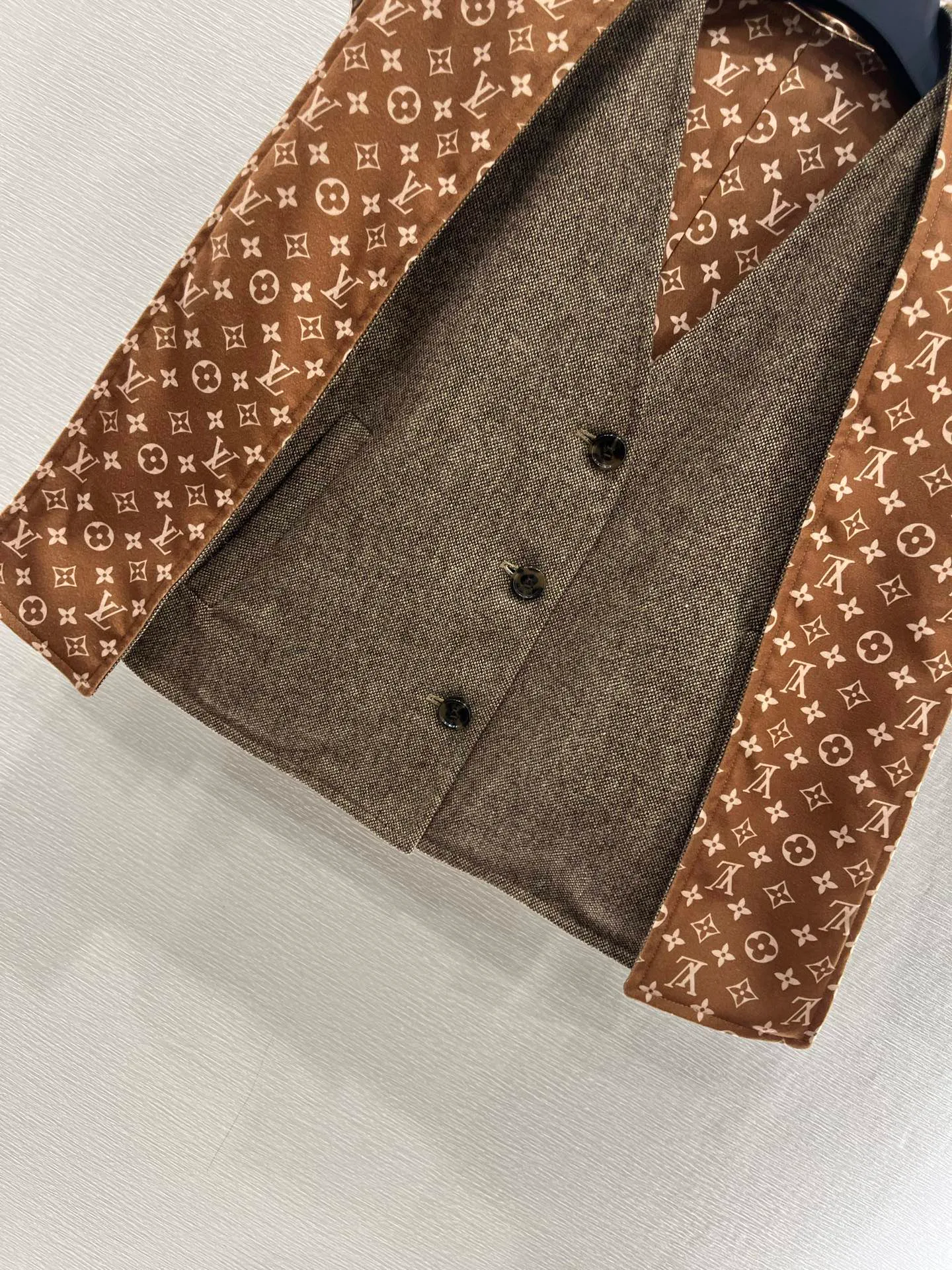 Жилеты Женские Louis Vuitton 1512422