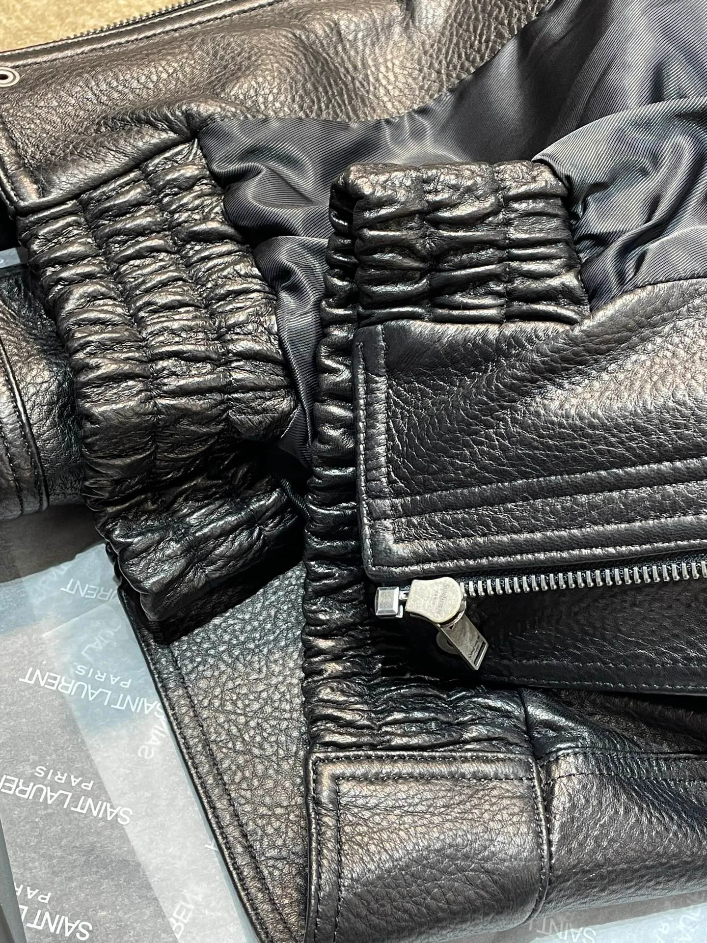 Кожаные Куртки И Дублёнки Мужские Saint Laurent 386374