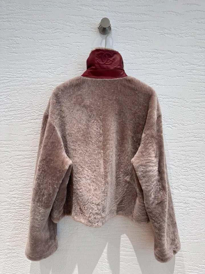 Кожаные Куртки И Дублёнки Женские Chanel 18722058